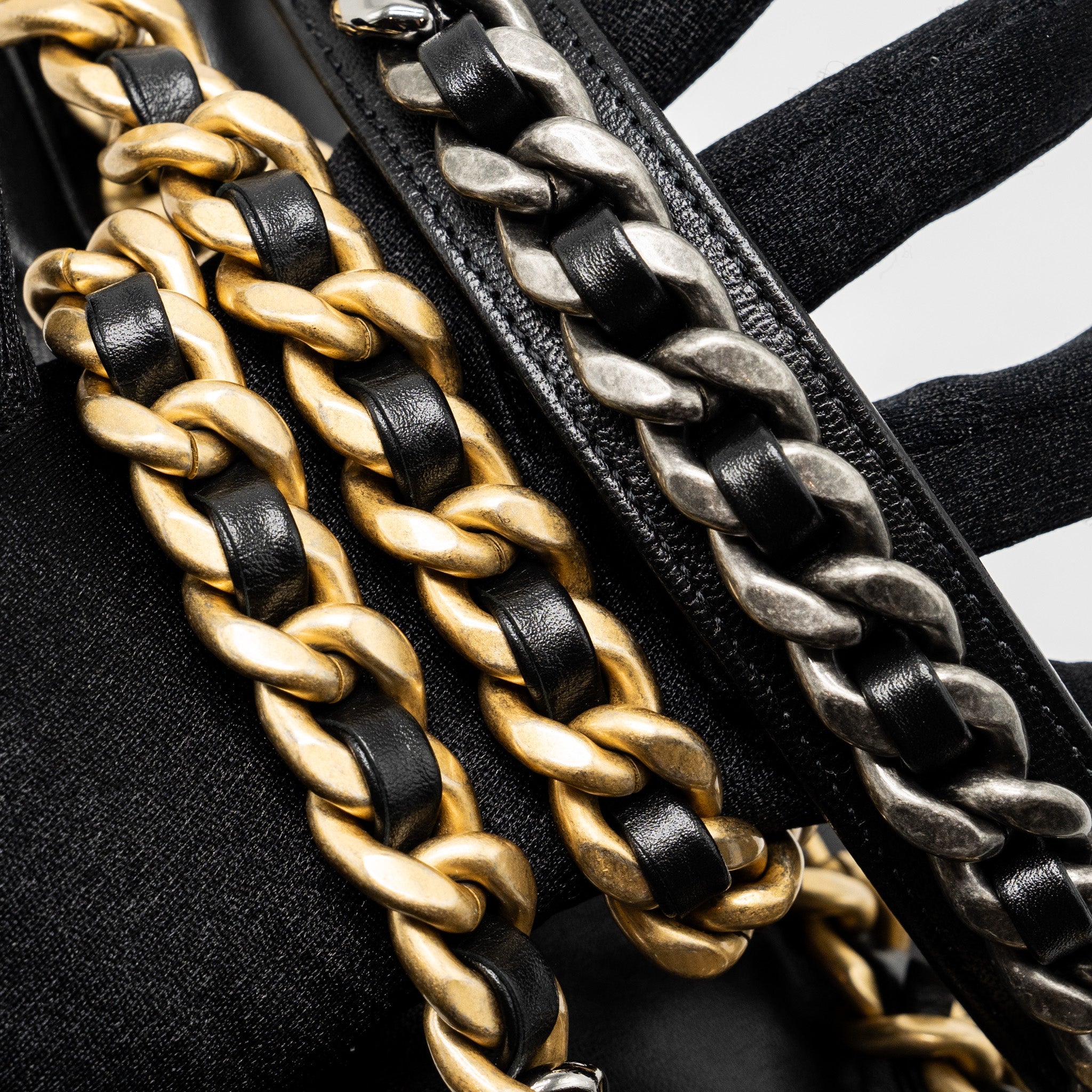 chanel-medium-19-bag-goatskin-black-multicolour-hardaware