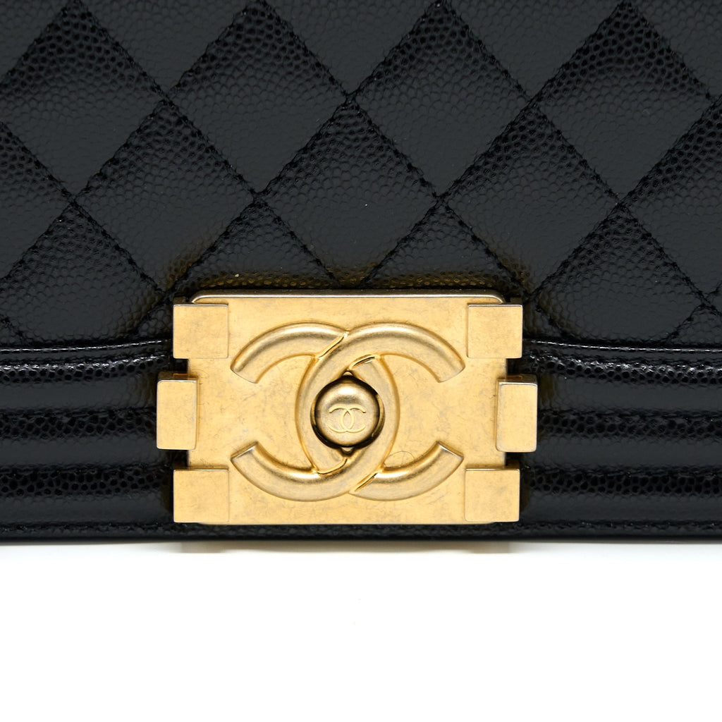 chanel-small-boy-bag-caviar-black-ghw-microchip-2