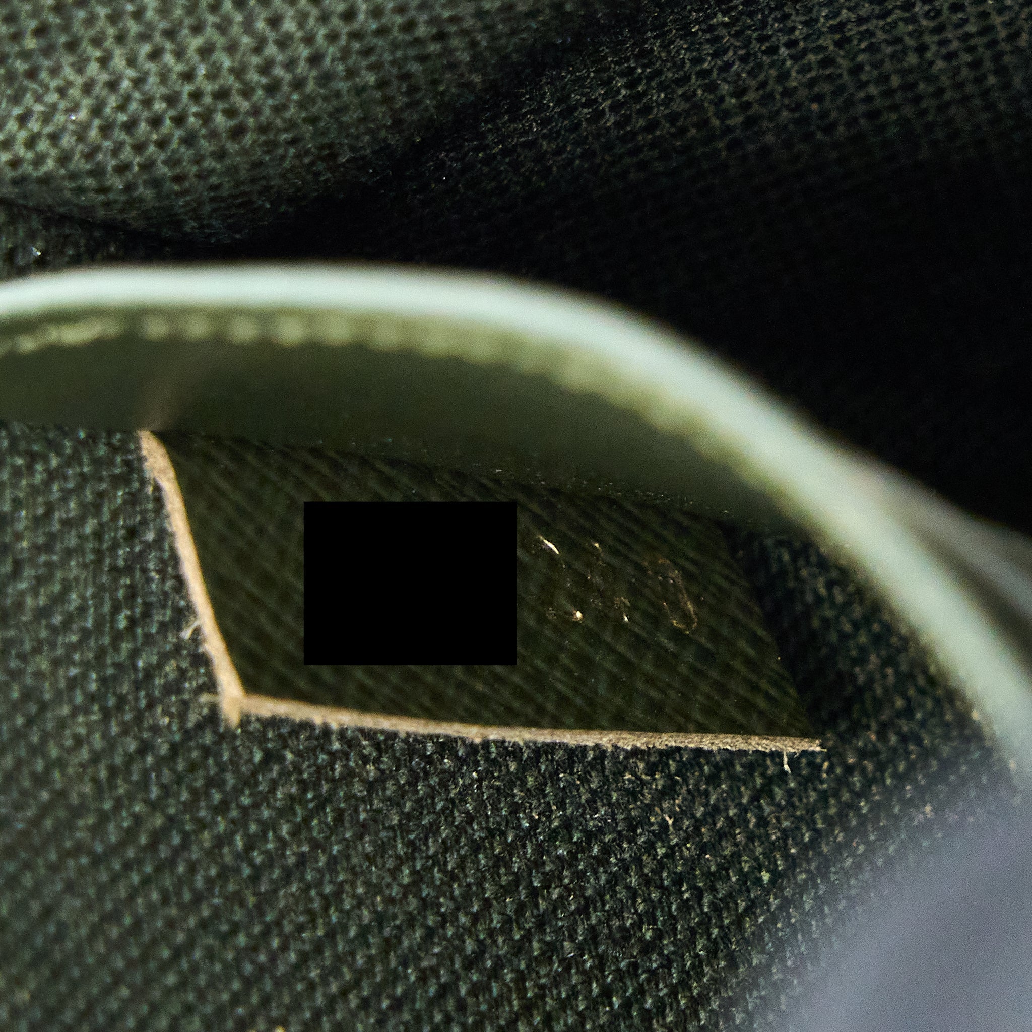 louis-vuitton-felicie-strap-go-monogram-cvanvas-ghw