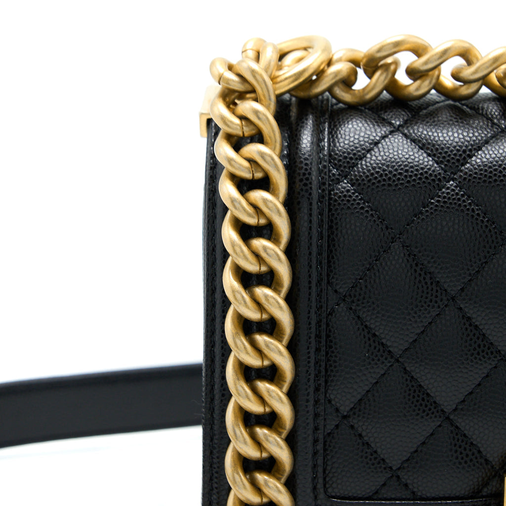 chanel-small-boy-bag-caviar-black-ghw-microchip-2