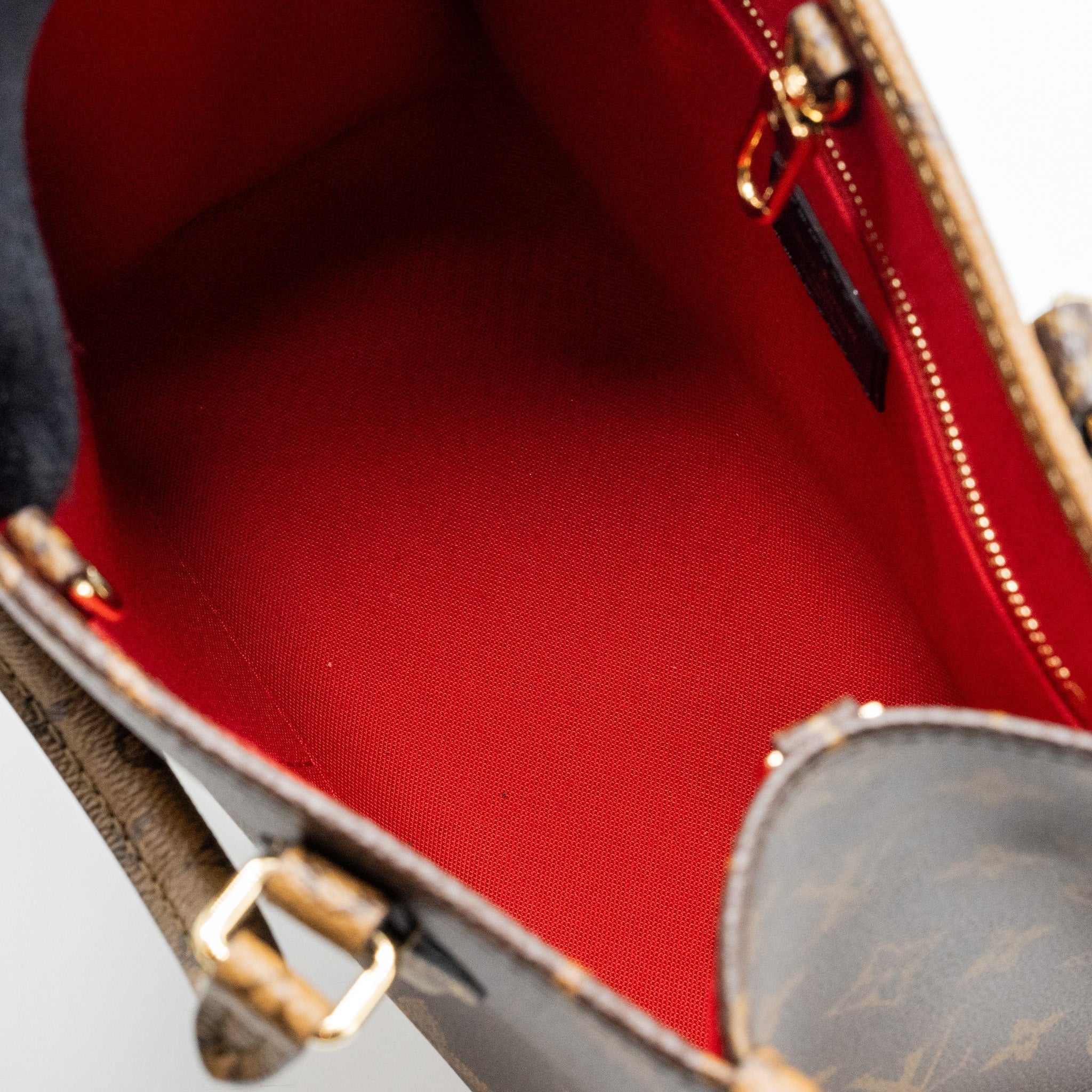louis-vuitton-onthego-pm-monogram-canvas-ghw-new-version