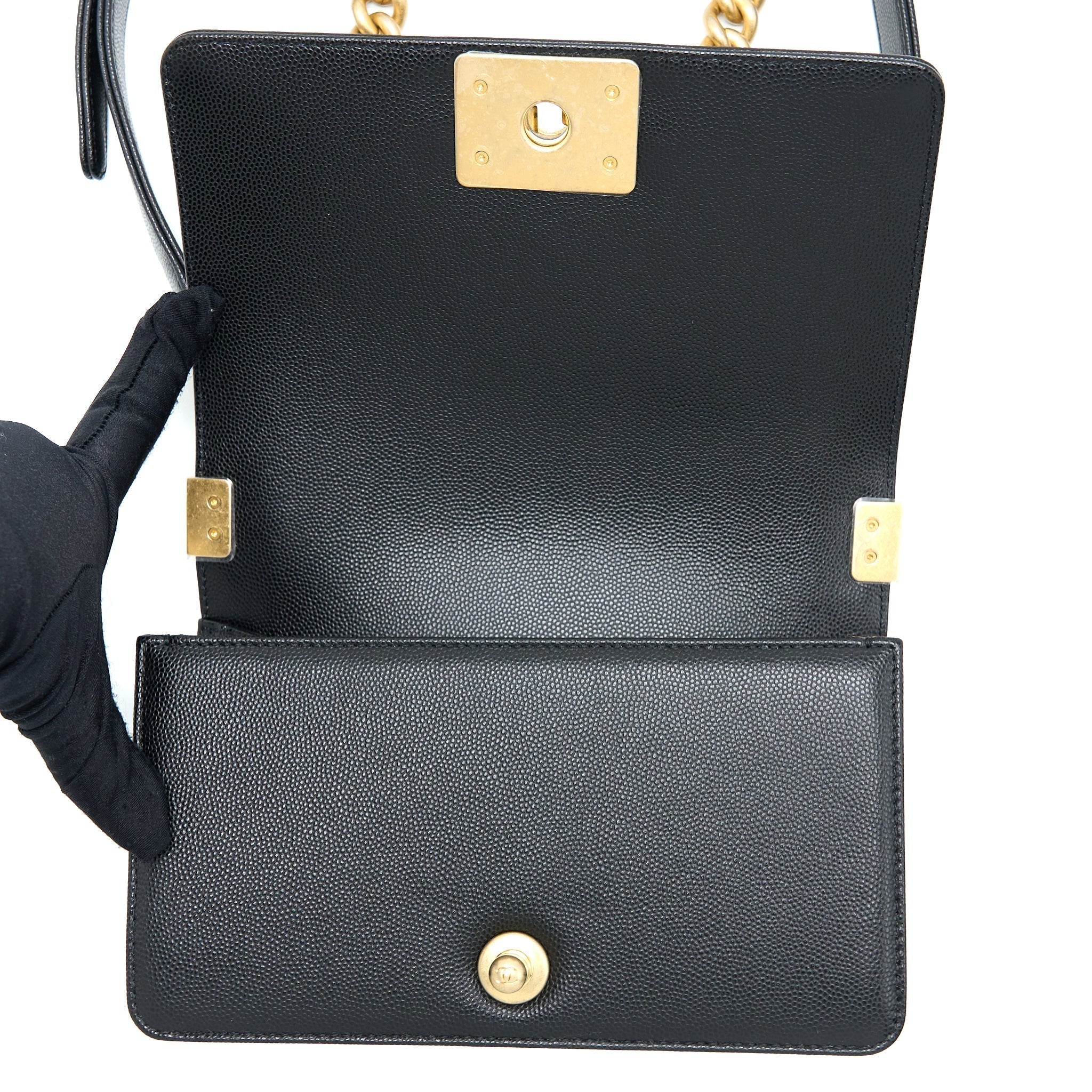 chanel-small-boy-bag-caviar-black-ghw-microchip-2
