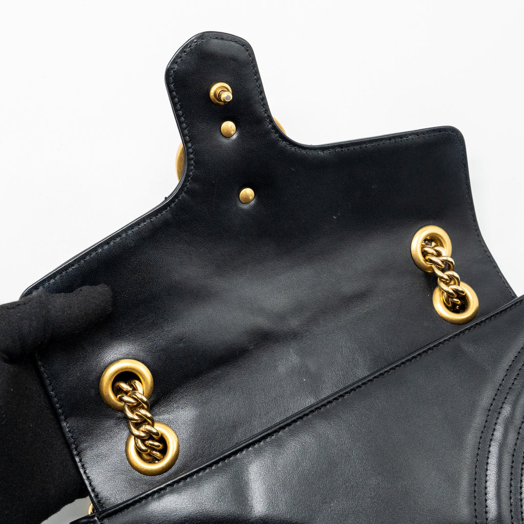 gucci-small-gg-marmont-shoulder-bag-calfskin-black-ghw