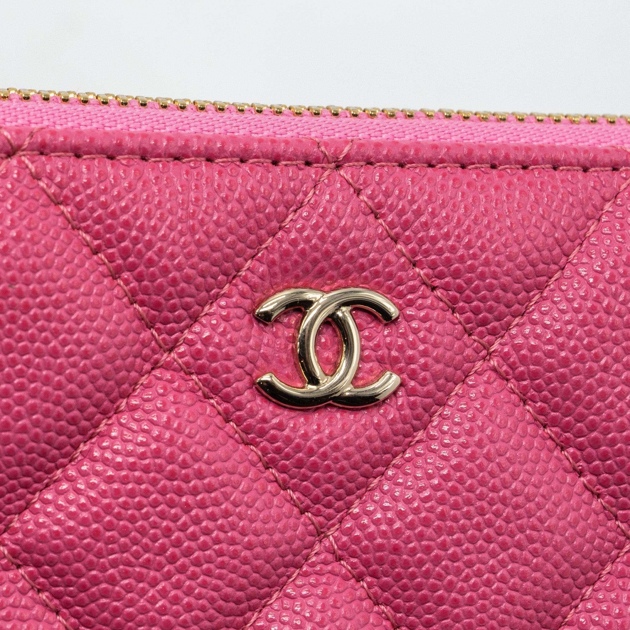 chanel-zippy-pouch-caviar-pink-lghw