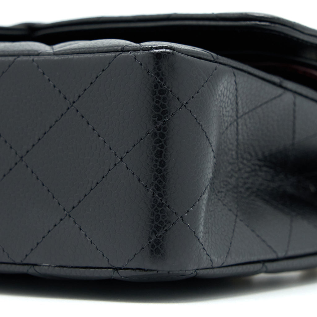 chanel-medium-classic-double-flap-bag-caviar-black-ghw-microchip-2