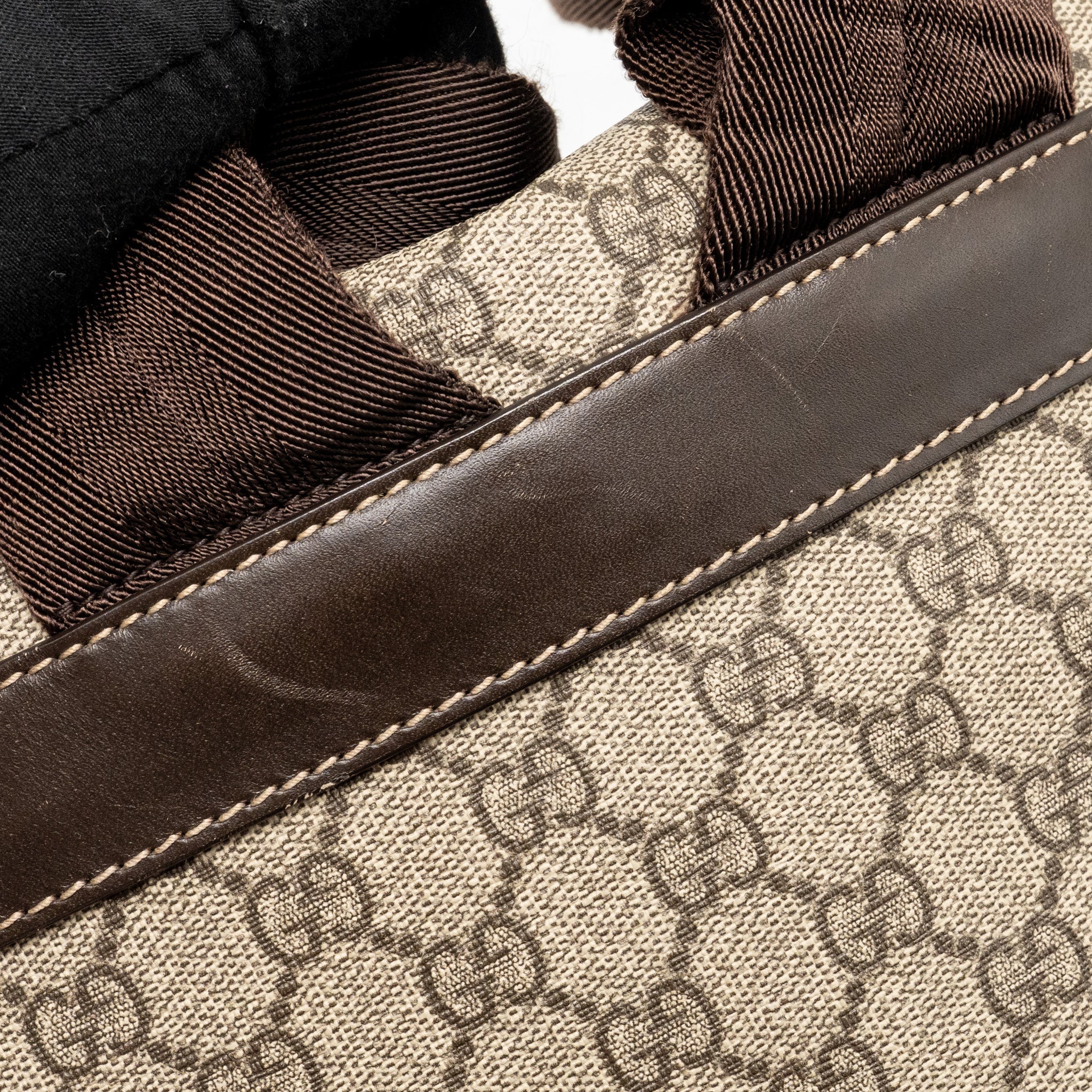 gucci-single-buckle-backpack-gg-supreme-canvas-brown-shw