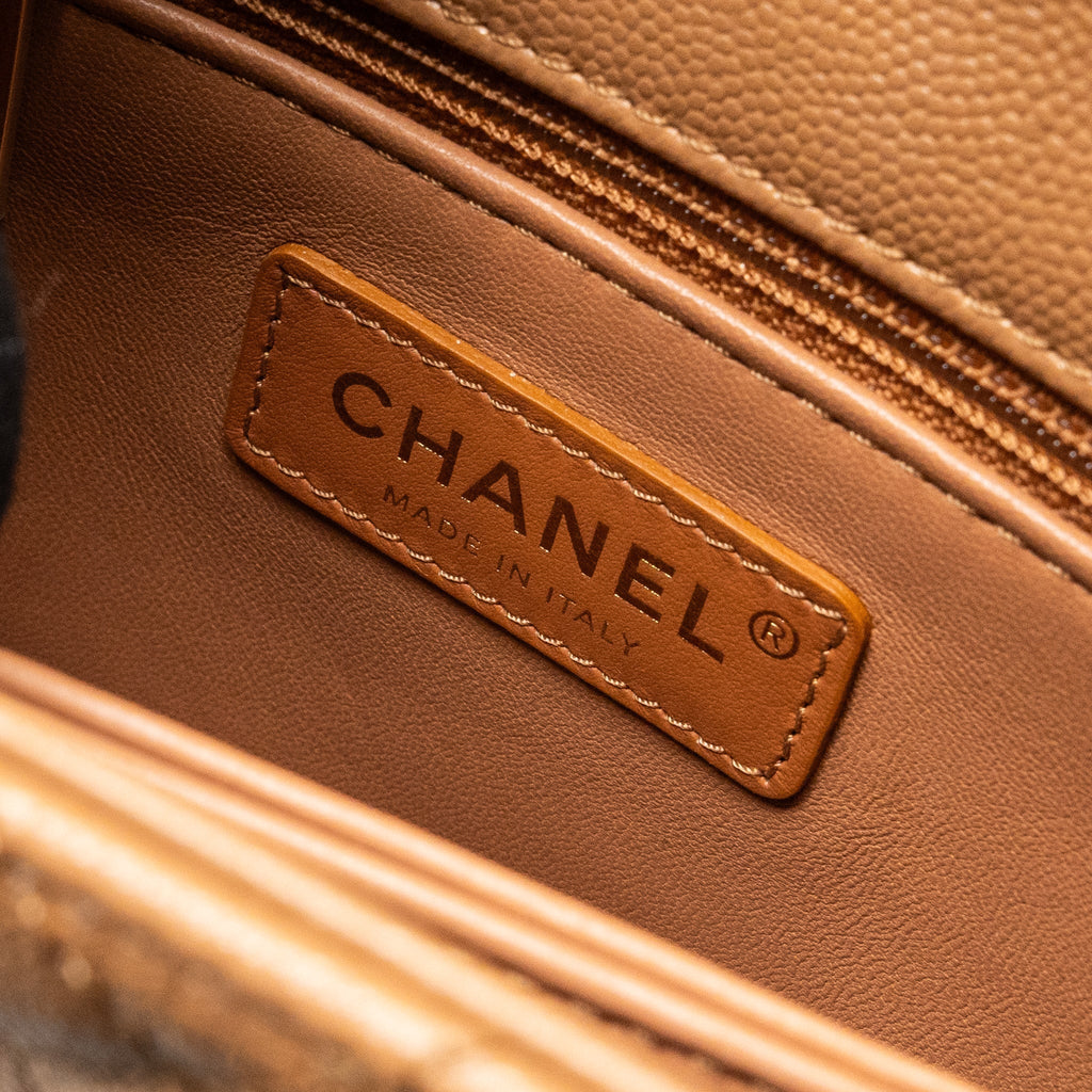 chanel-21p-small-coco-handle-caviar-caramel-lghw-1