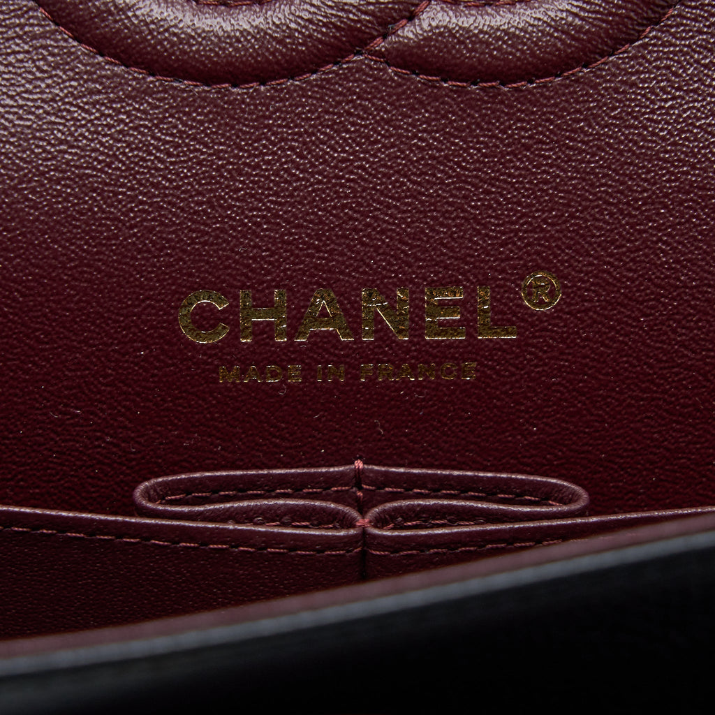 chanel-medium-classic-double-flap-bag-caviar-black-ghw-microchip-2