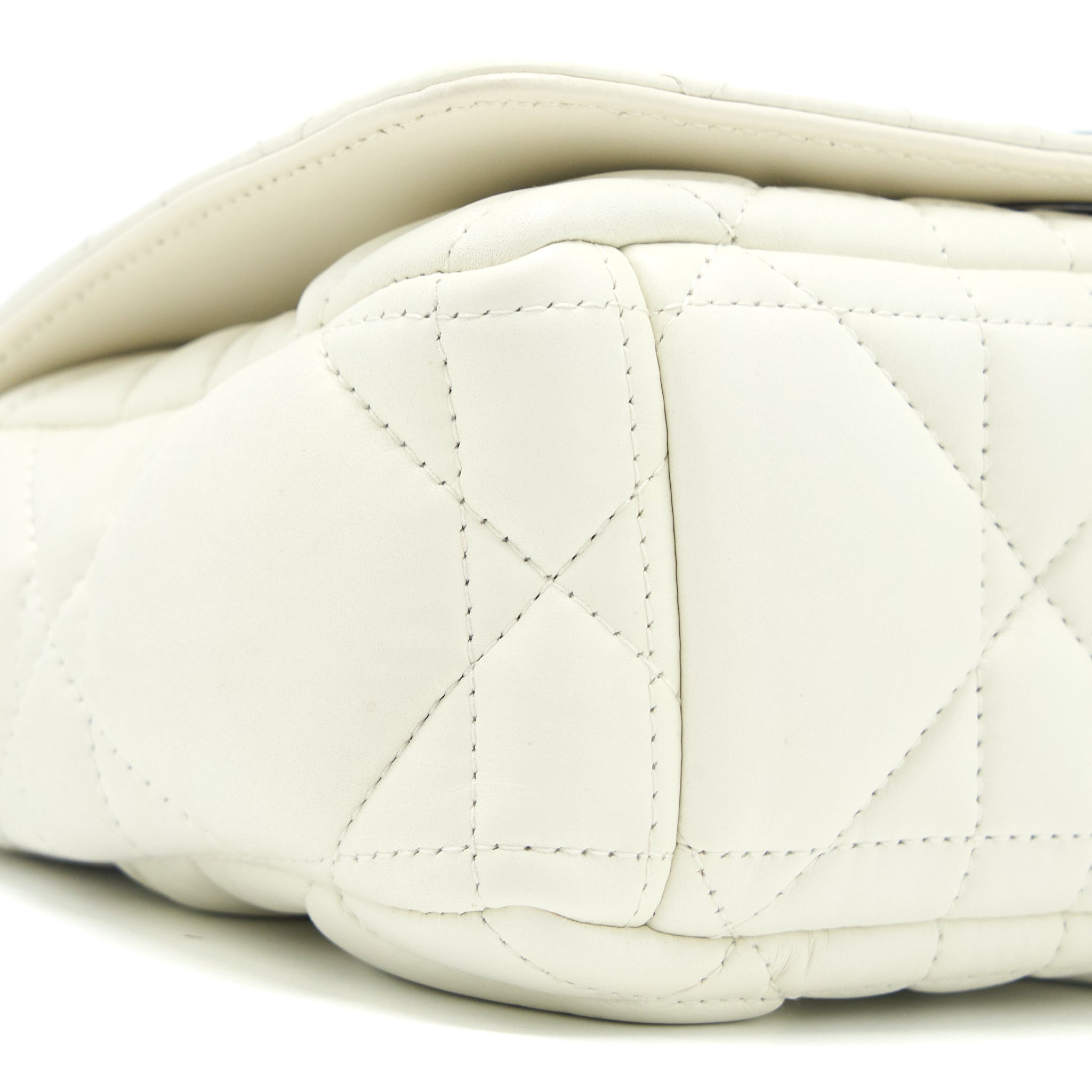 dior-small-dior-caro-bag-latte-quilted-macrocannage-calfskin-white-black-hardware