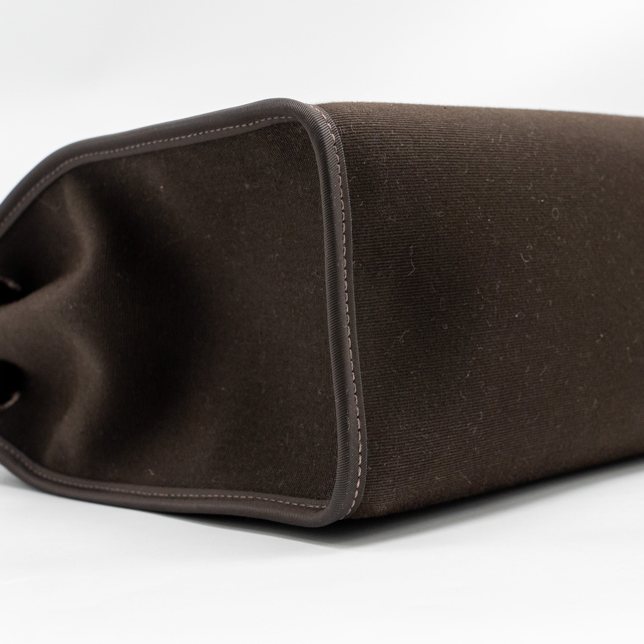 hermes-herbag-31-zip-bag-canvas-hunter-leather-ebene-noir-shw-stamp-d