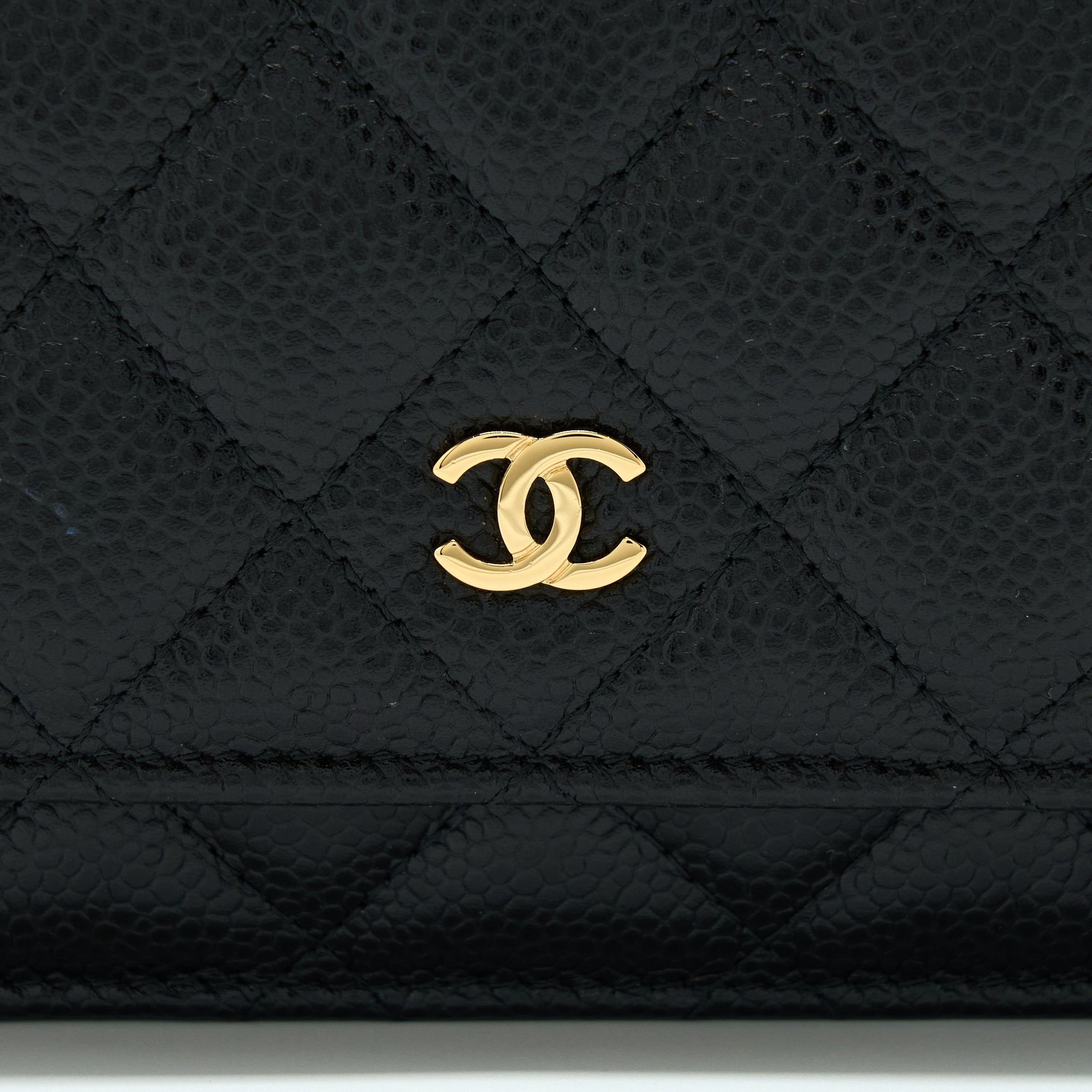 chanel-classic-wallet-on-chain-caviar-black-ghw-7