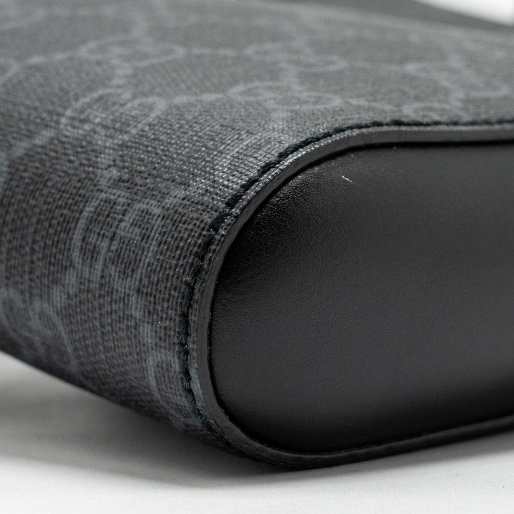 gucci-messenger-bag-gg-supreme-canvas-black-multicolour-shw