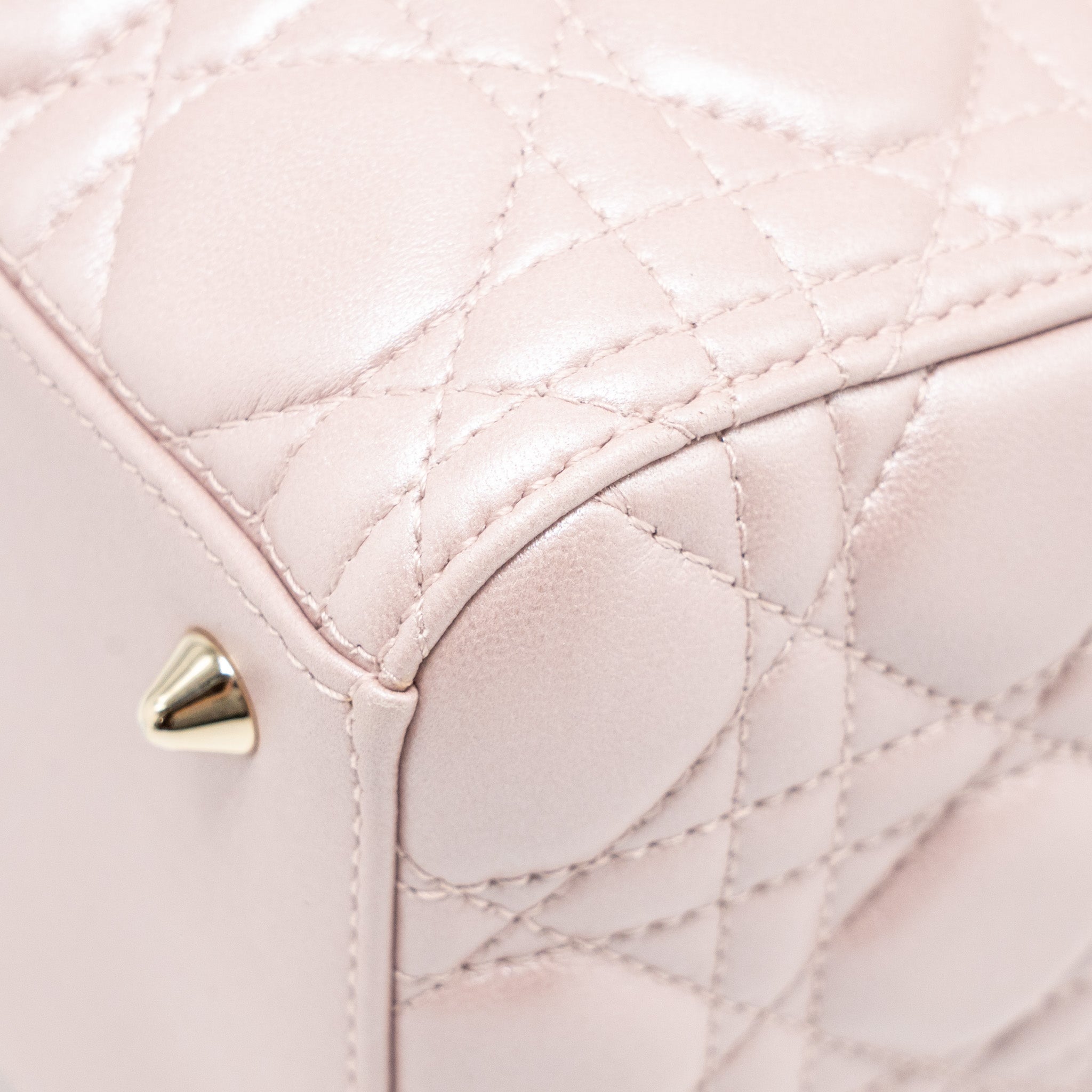 dior-medium-lady-dior-lambskin-iridescent-pink-lghw-1