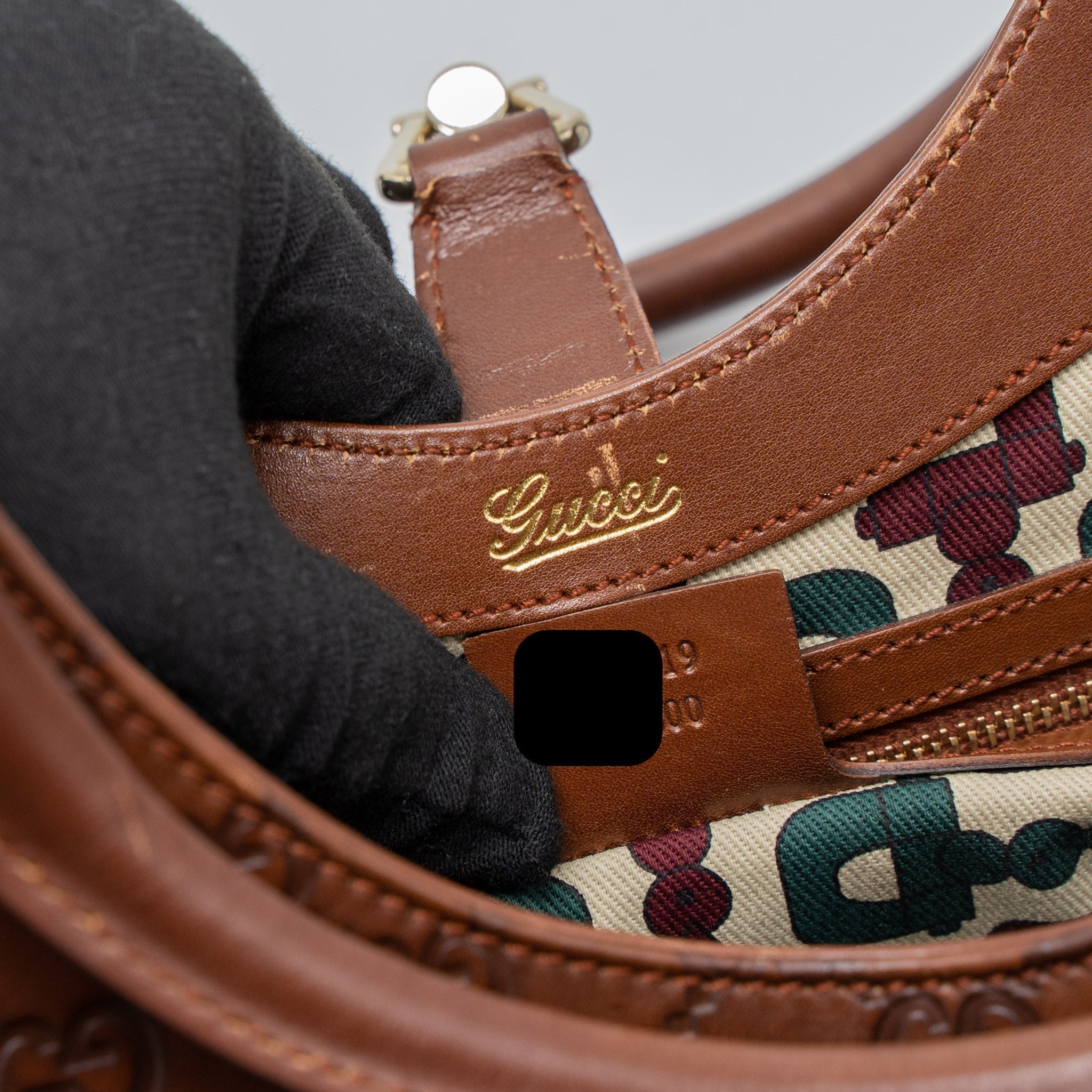 gucci-vintage-jackie-bag-gg-supreme-calfskin-brown-ghw