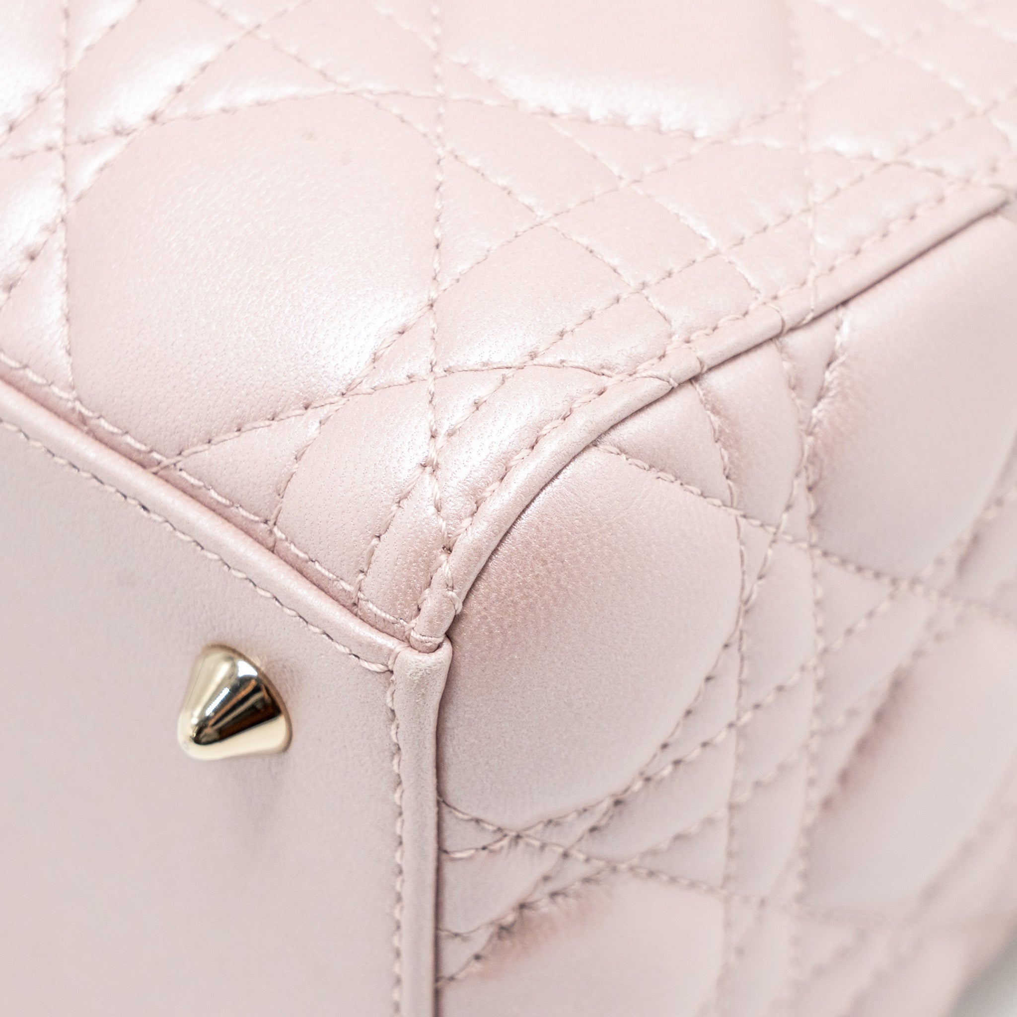 dior-medium-lady-dior-lambskin-iridescent-pink-lghw-1