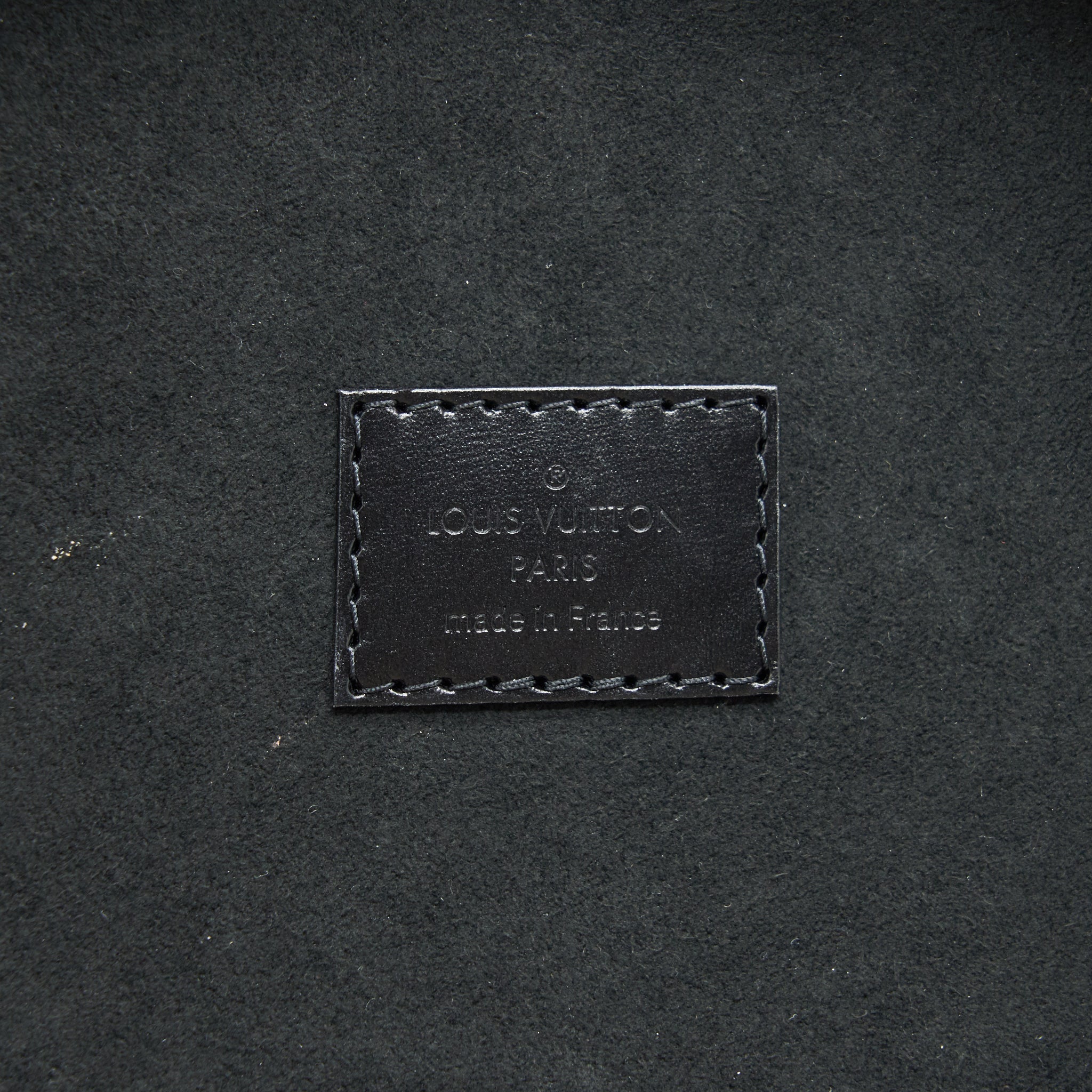 louis-vuitton-cannes-bucket-monogram-reverse