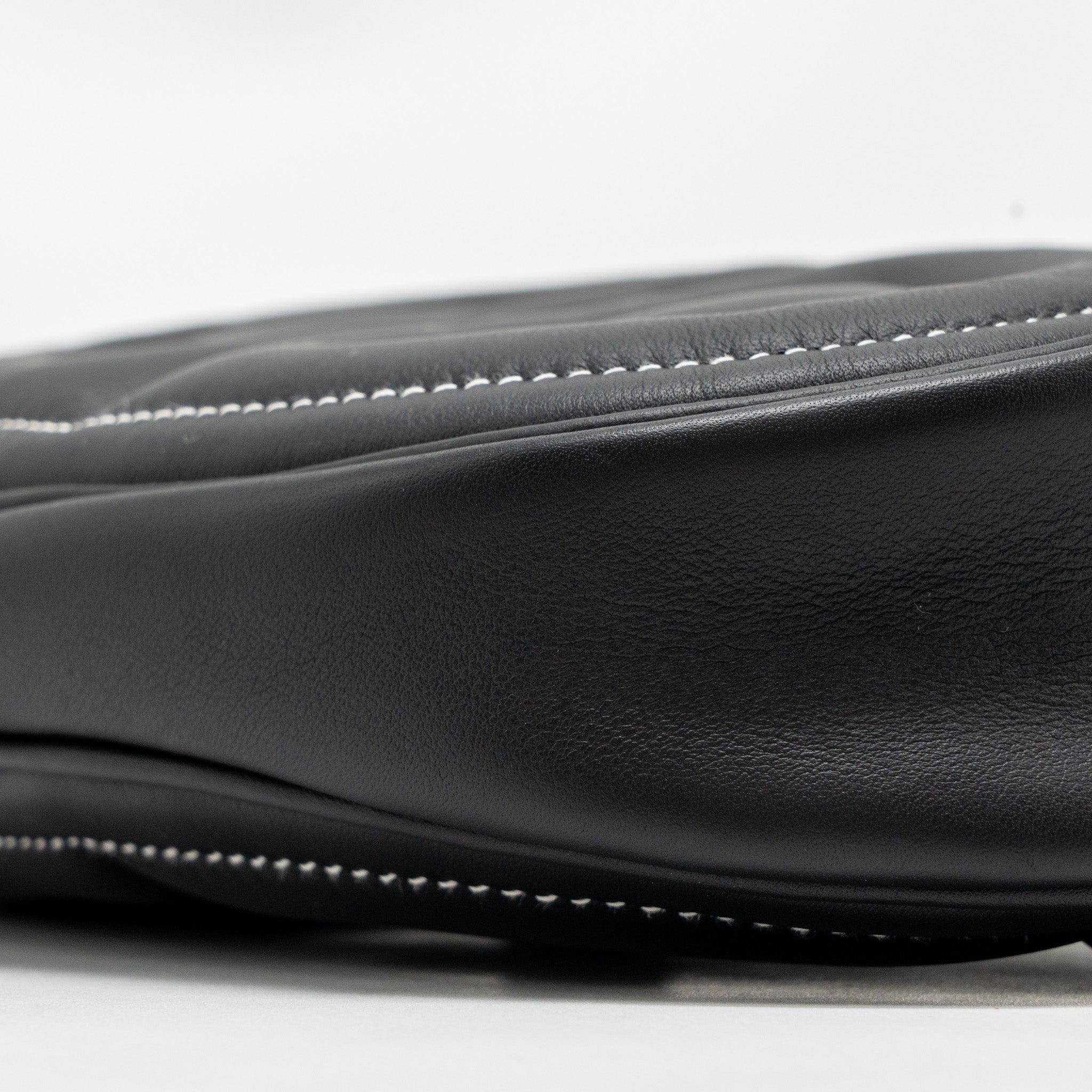 hermes-in-the-loop-swift-black-stamp-z
