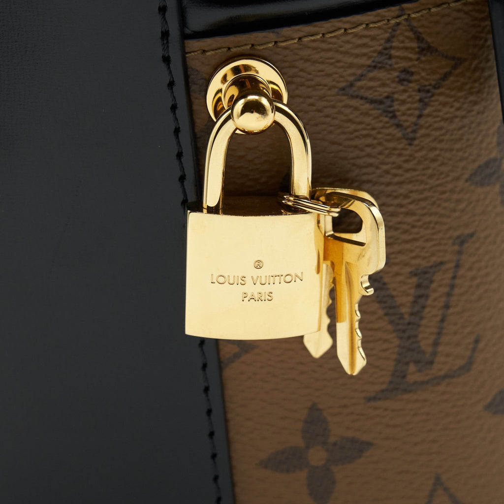 louis-vuitton-cannes-bucket-monogram-reverse