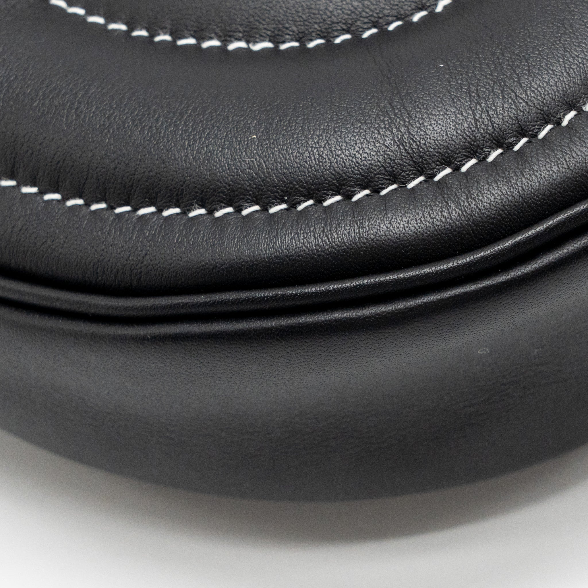 hermes-in-the-loop-swift-black-stamp-z