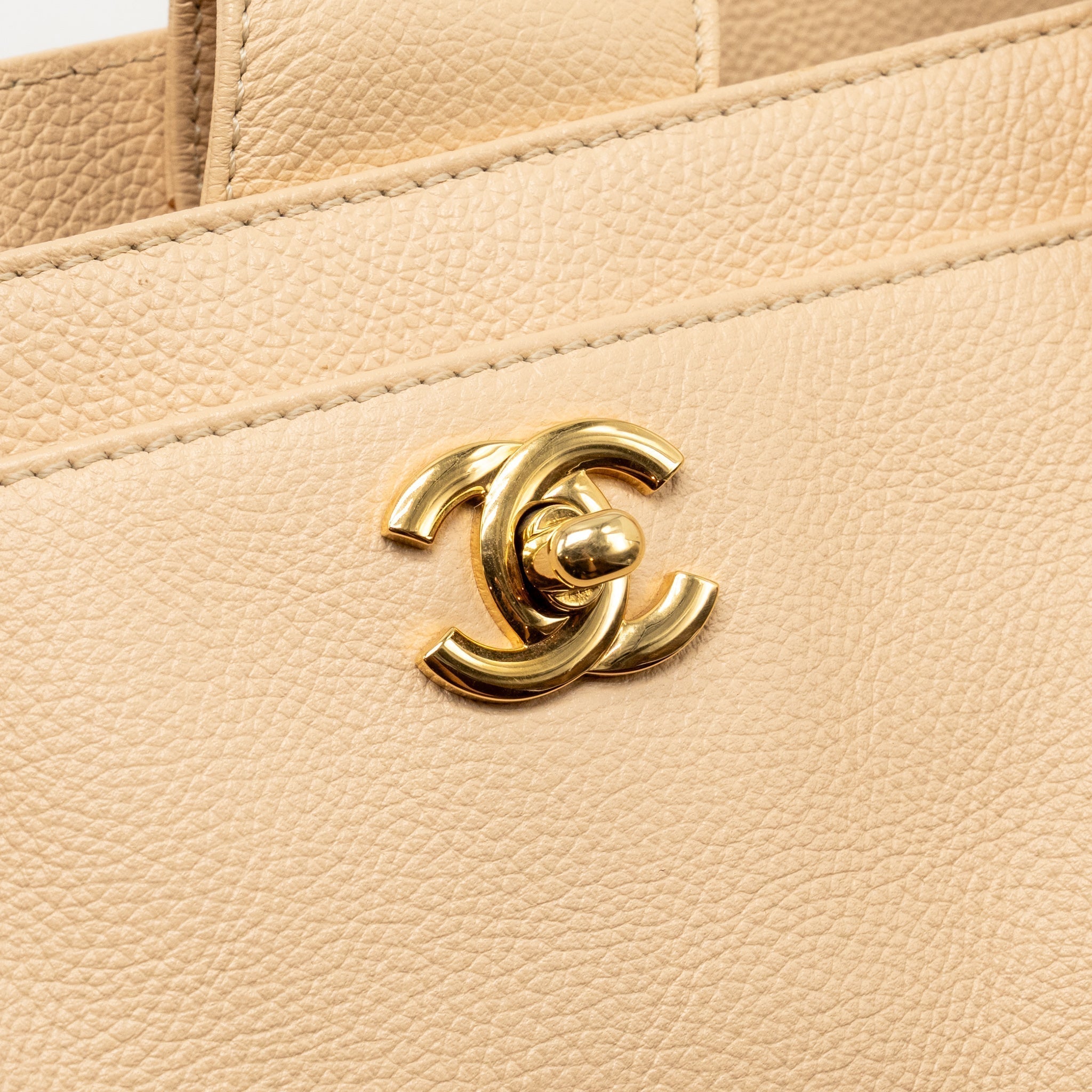 chanel-cerf-tote-bag-caviar-beige-ghw