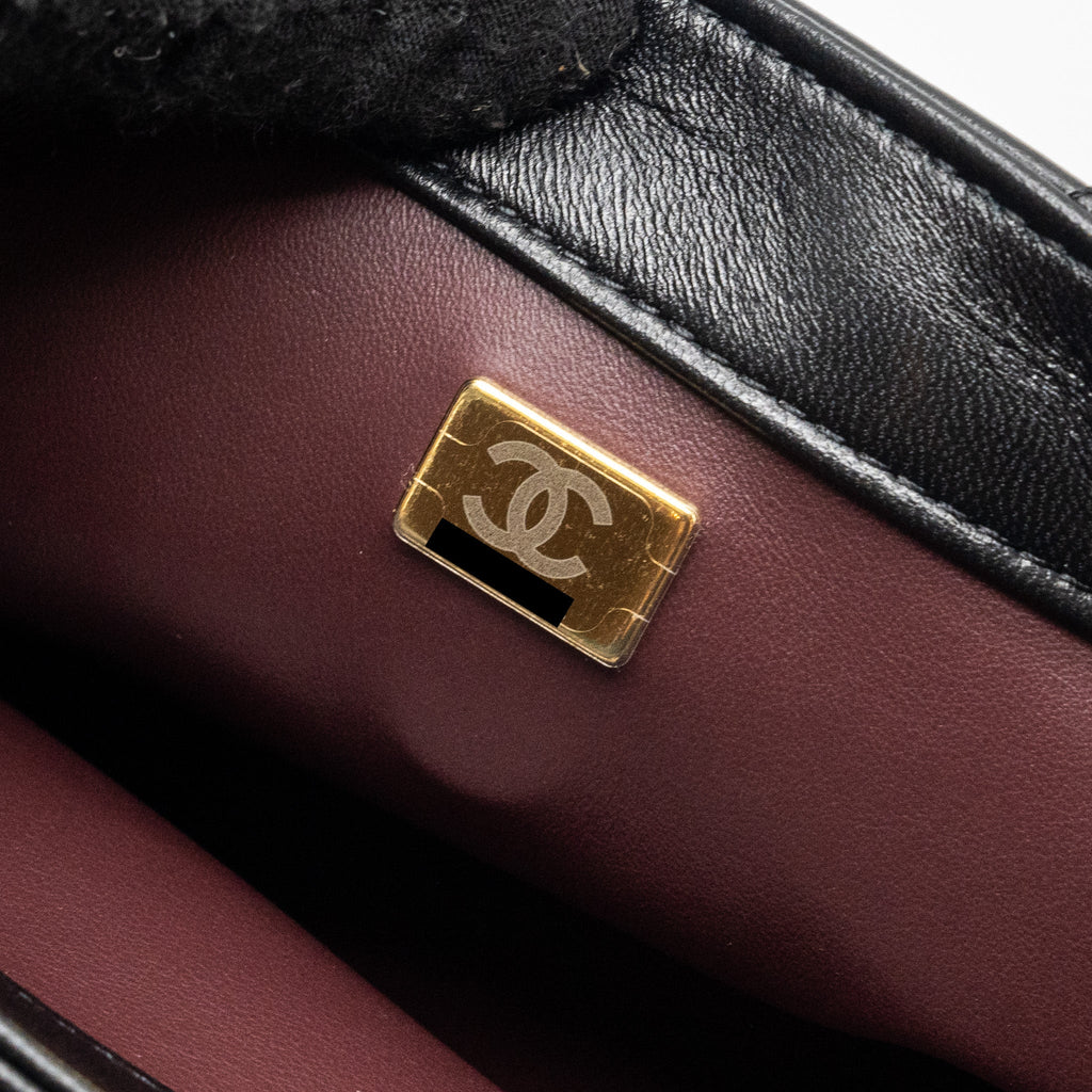 chanel-trendy-cc-flap-bag-with-top-handle-lambskin-black-lghw-microchip