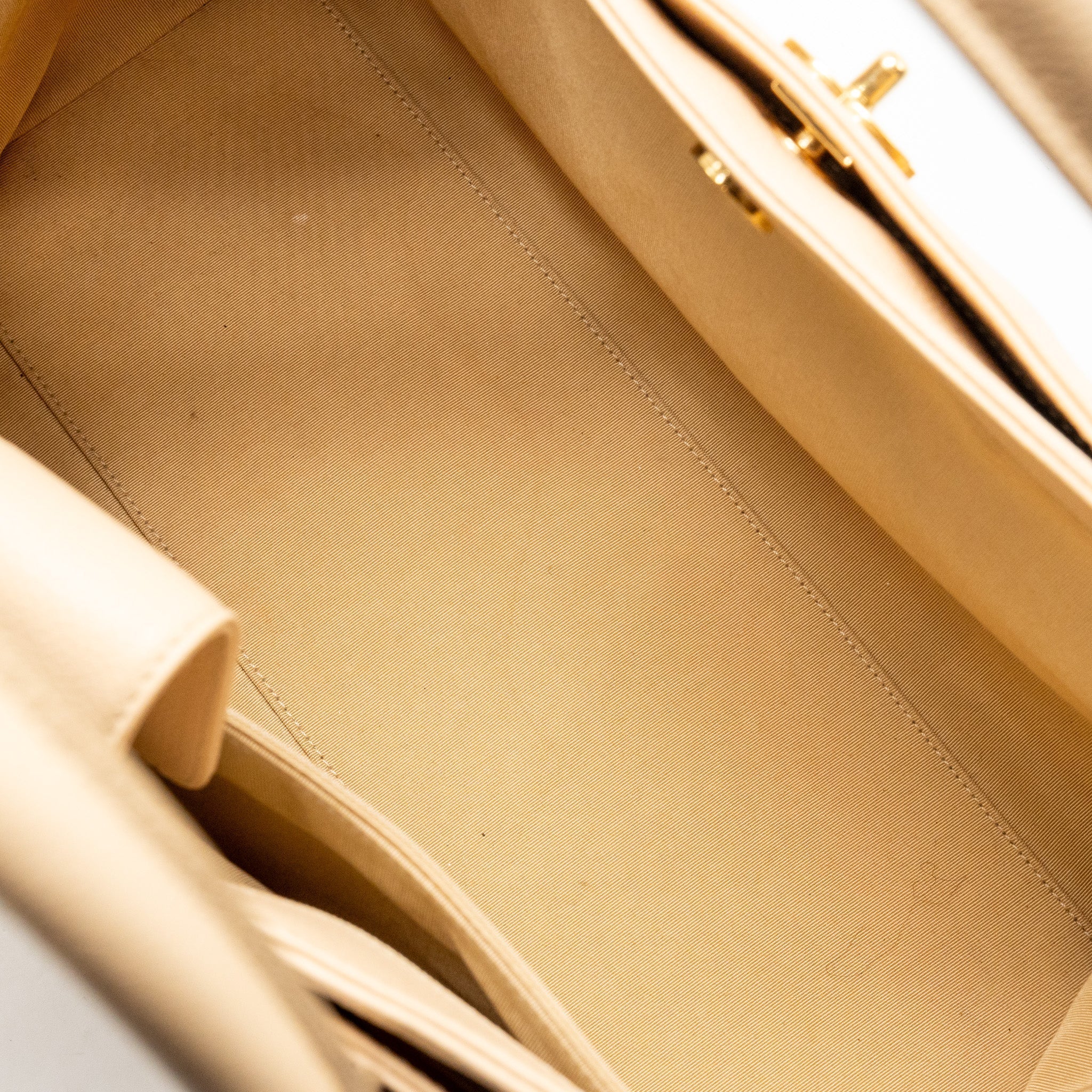 chanel-cerf-tote-bag-caviar-beige-ghw