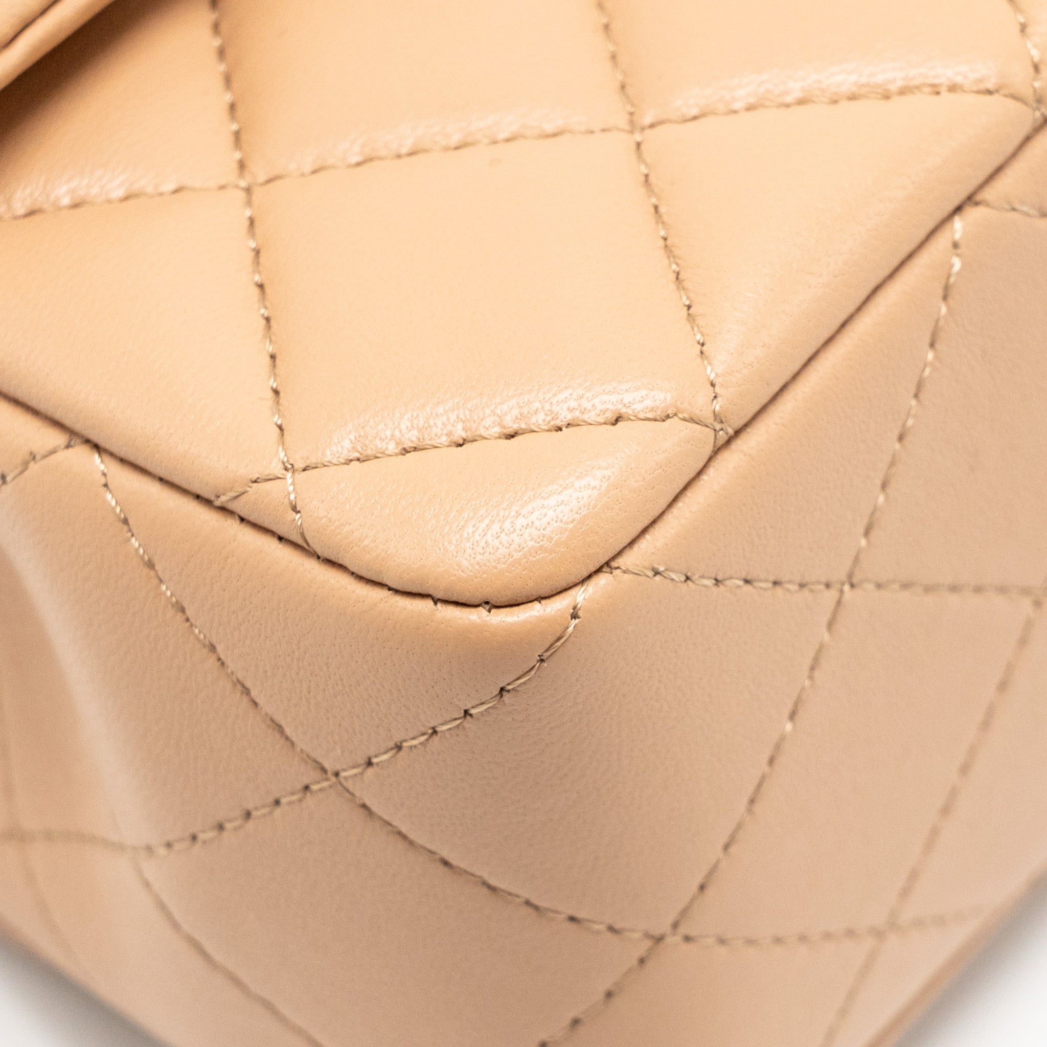 chanel-top-handle-mini-rectangular-lambskin-beige-lghw-microchip