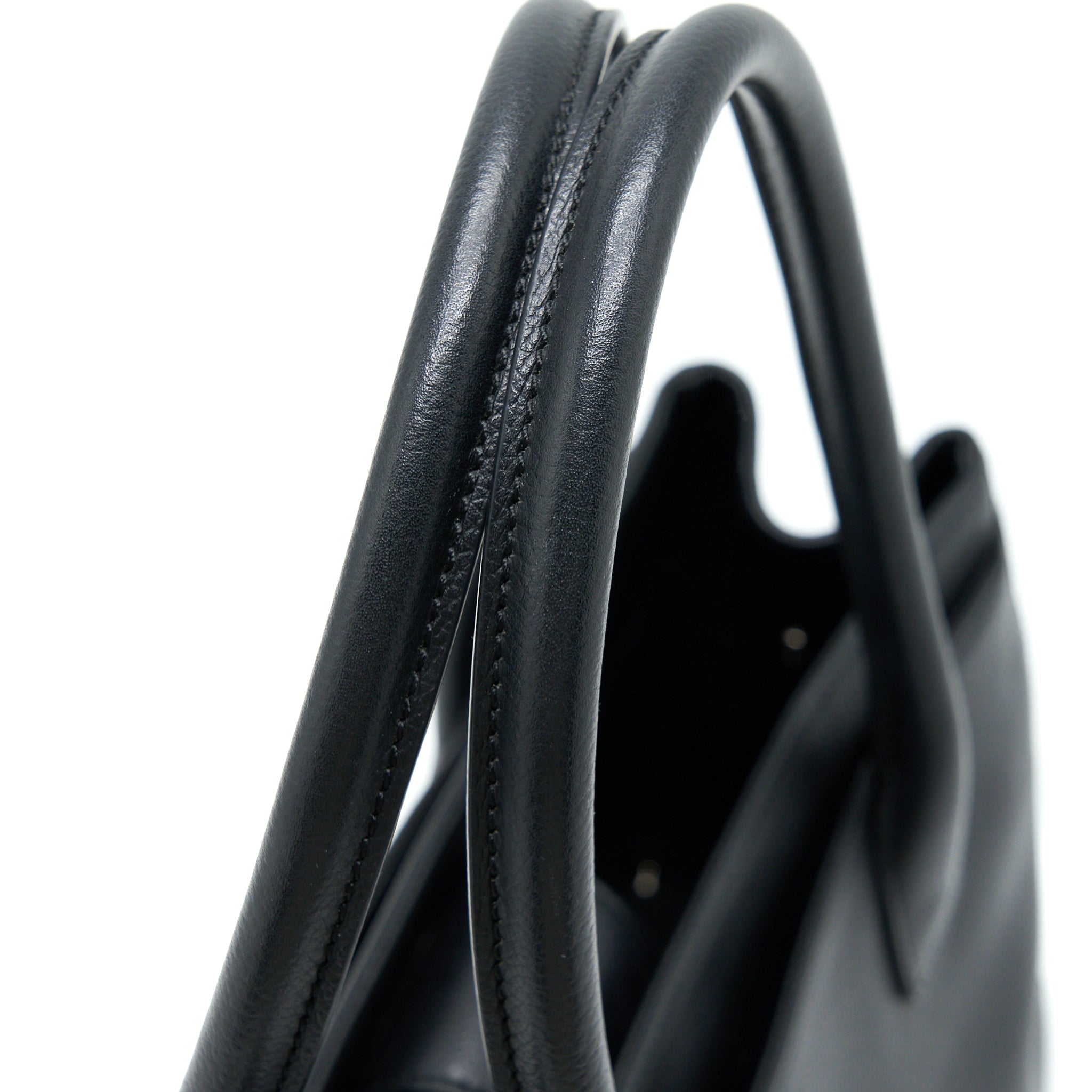 chanel-cerf-tote-bag-grained-calfskin-black-shw