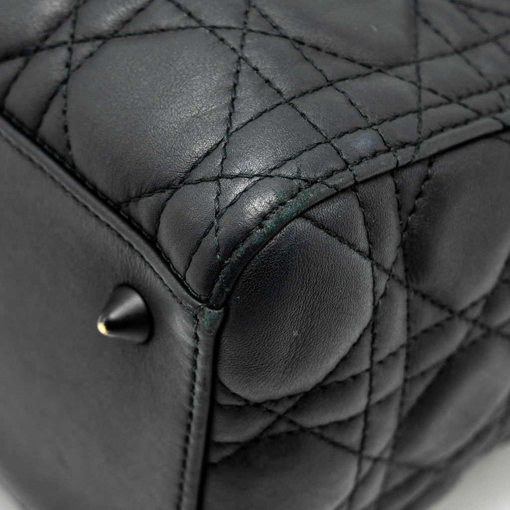 dior-medium-lady-dior-ultramatte-cannage-calfskin-so-black