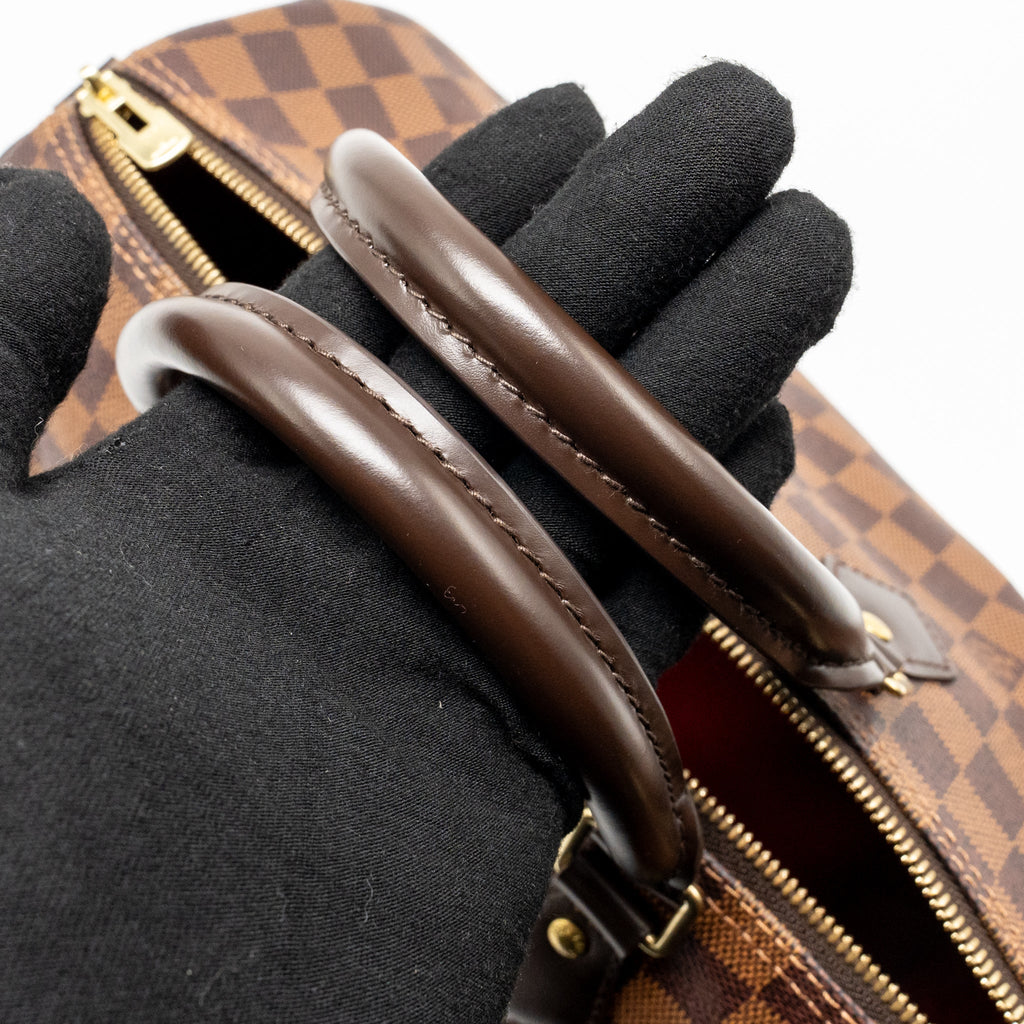 louis-vuitton-speedy-bandouliere-30-damier-ebene-canvas-ghw-1