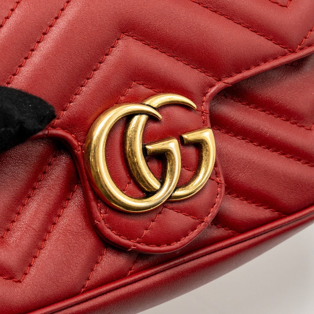 gucci-gg-marmont-super-mini-bag-matelasse-calfskin-red-brushed-ghw