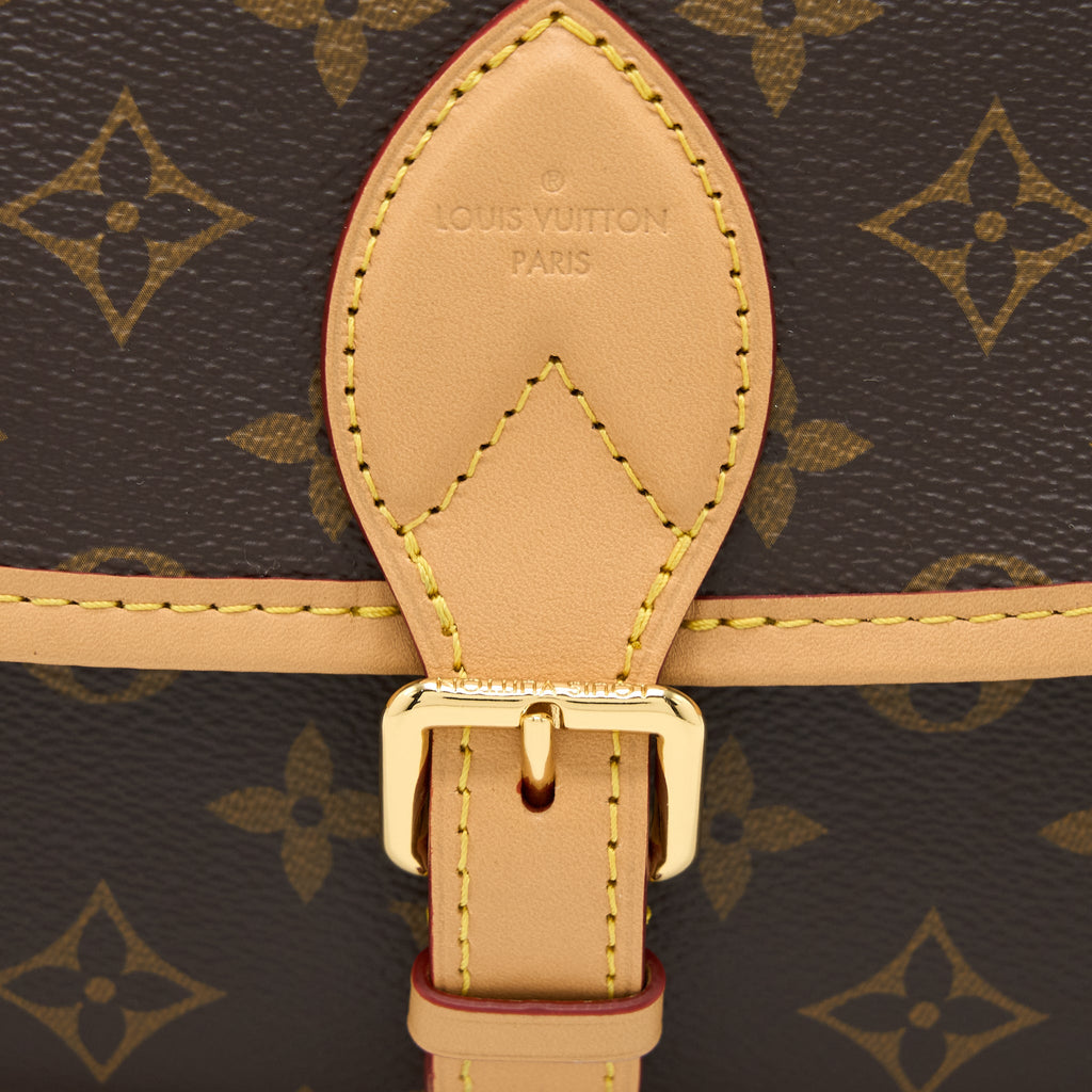 louis-vuitton-diane-bag-monogram-canvas-ghw