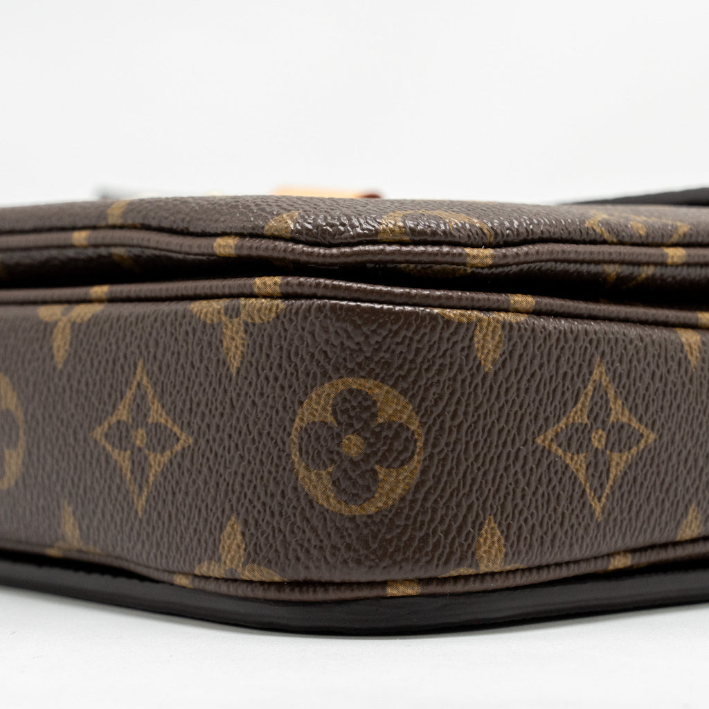 louis-vuitton-pochette-metis-monogram-canvas-ghw-27