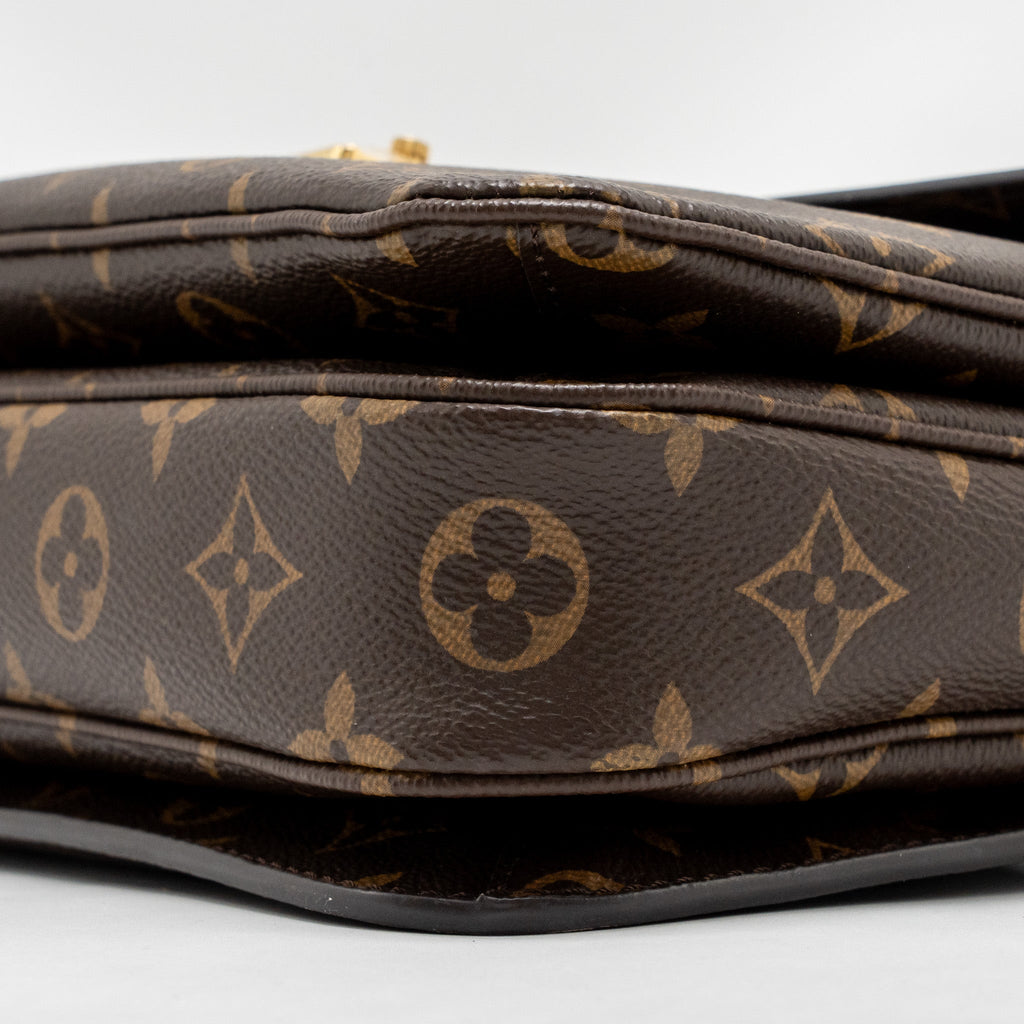 louis-vuitton-pochette-metis-monogram-canvas-ghw-33