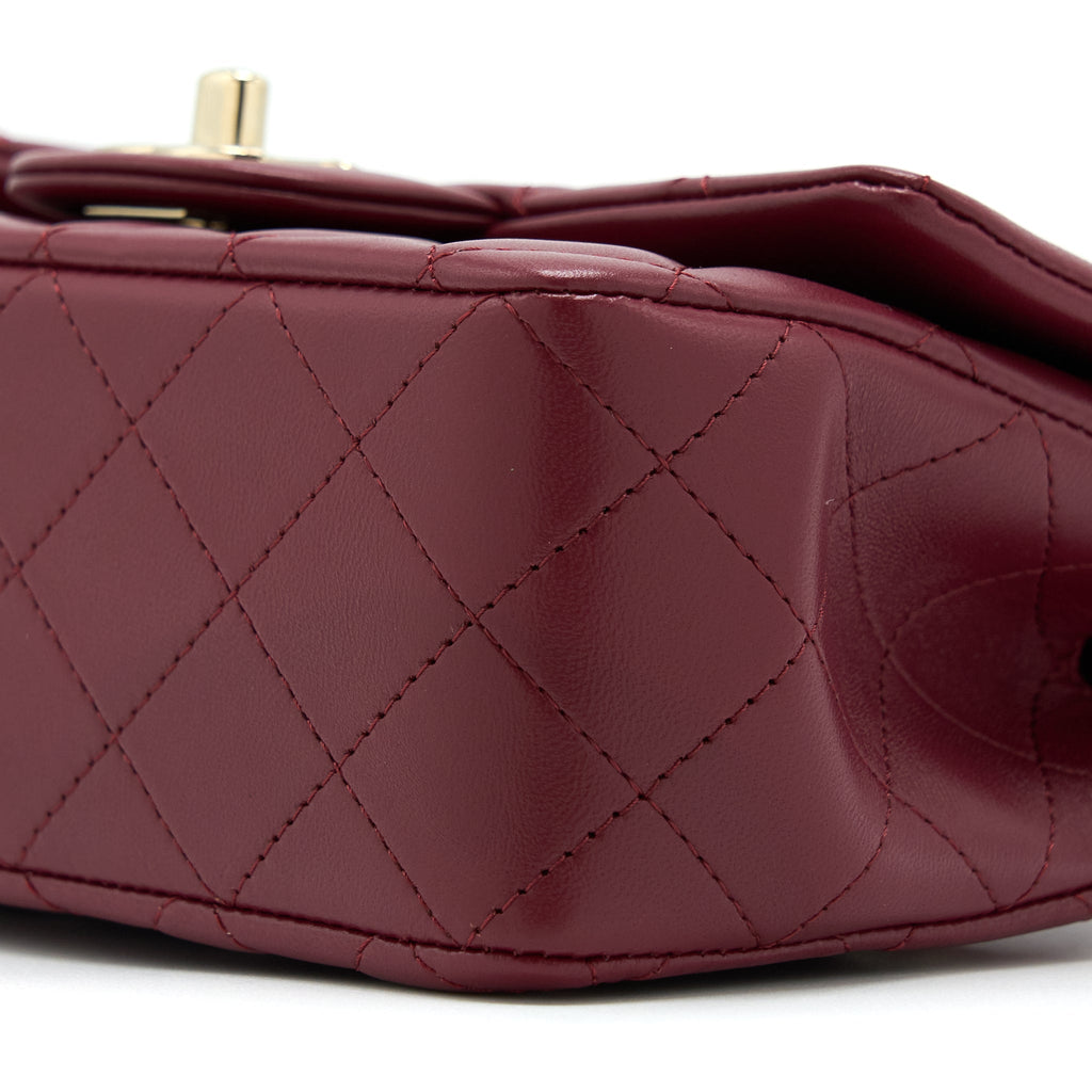 chanel-22a-top-handle-mini-rectangular-flap-bag-burgundy-lghw