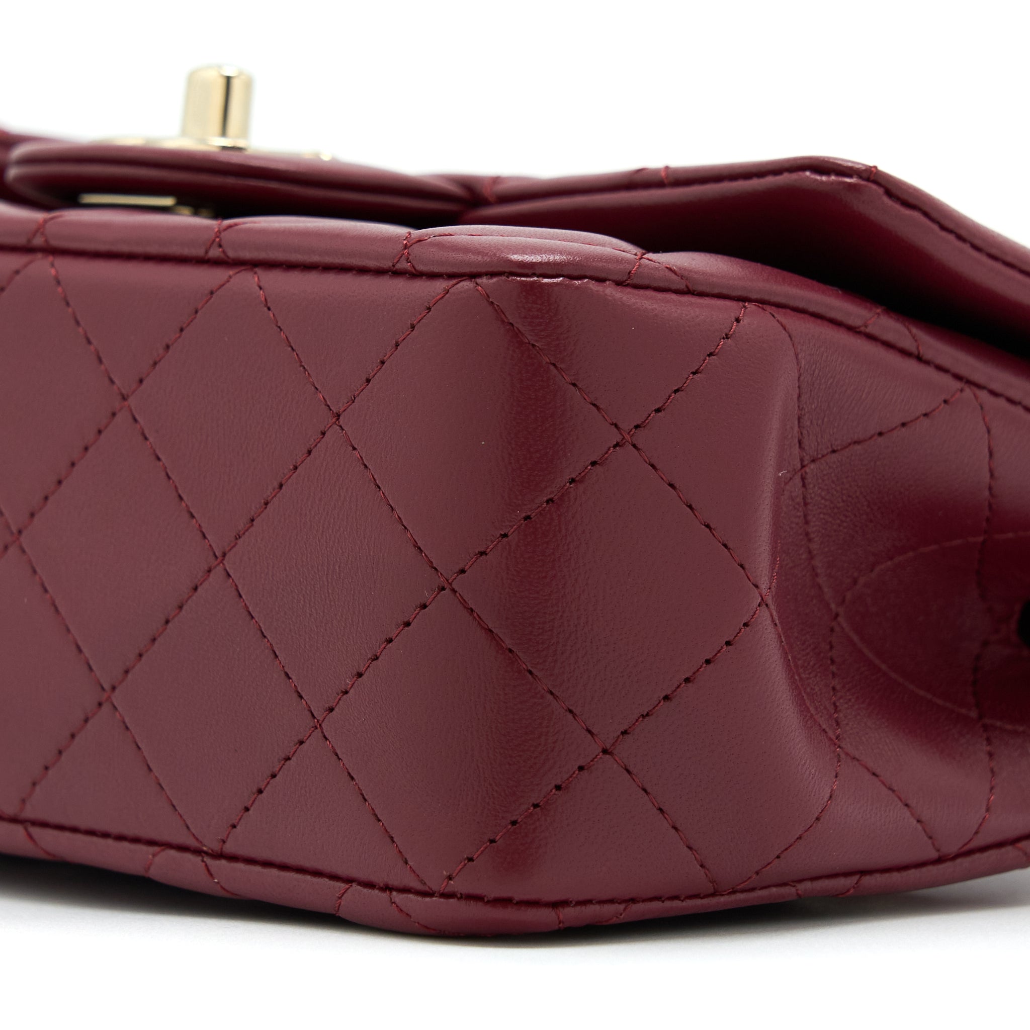 chanel-22a-top-handle-mini-rectangular-flap-bag-burgundy-lghw