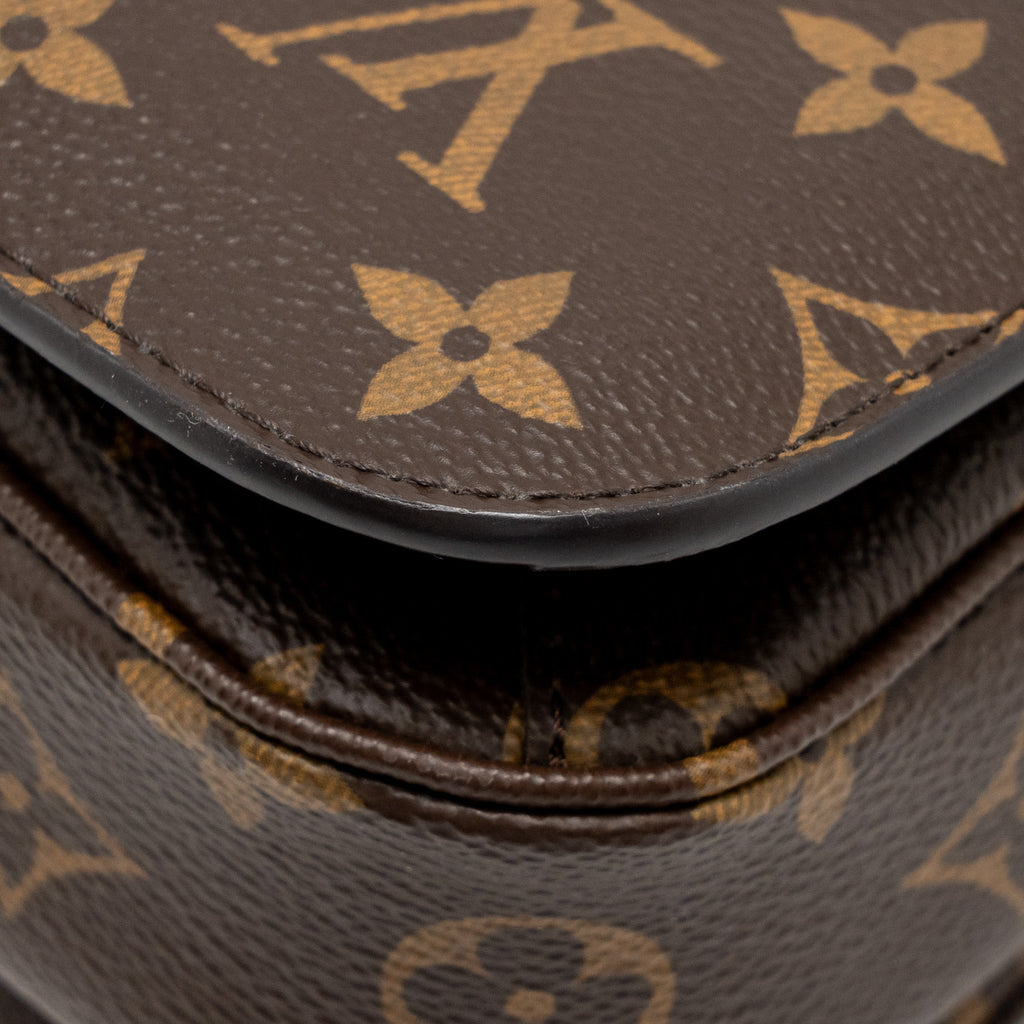 louis-vuitton-pochette-metis-monogram-canvas-ghw-33