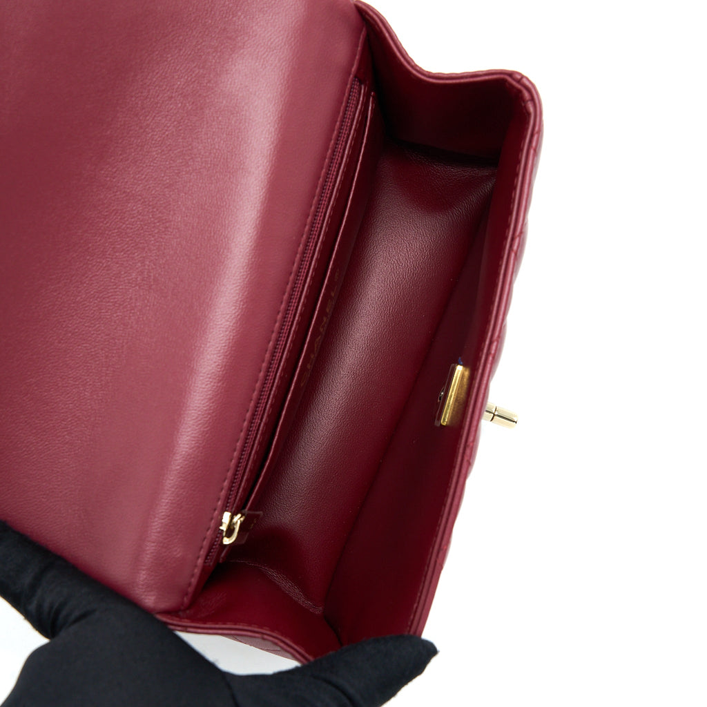 chanel-22a-top-handle-mini-rectangular-flap-bag-burgundy-lghw