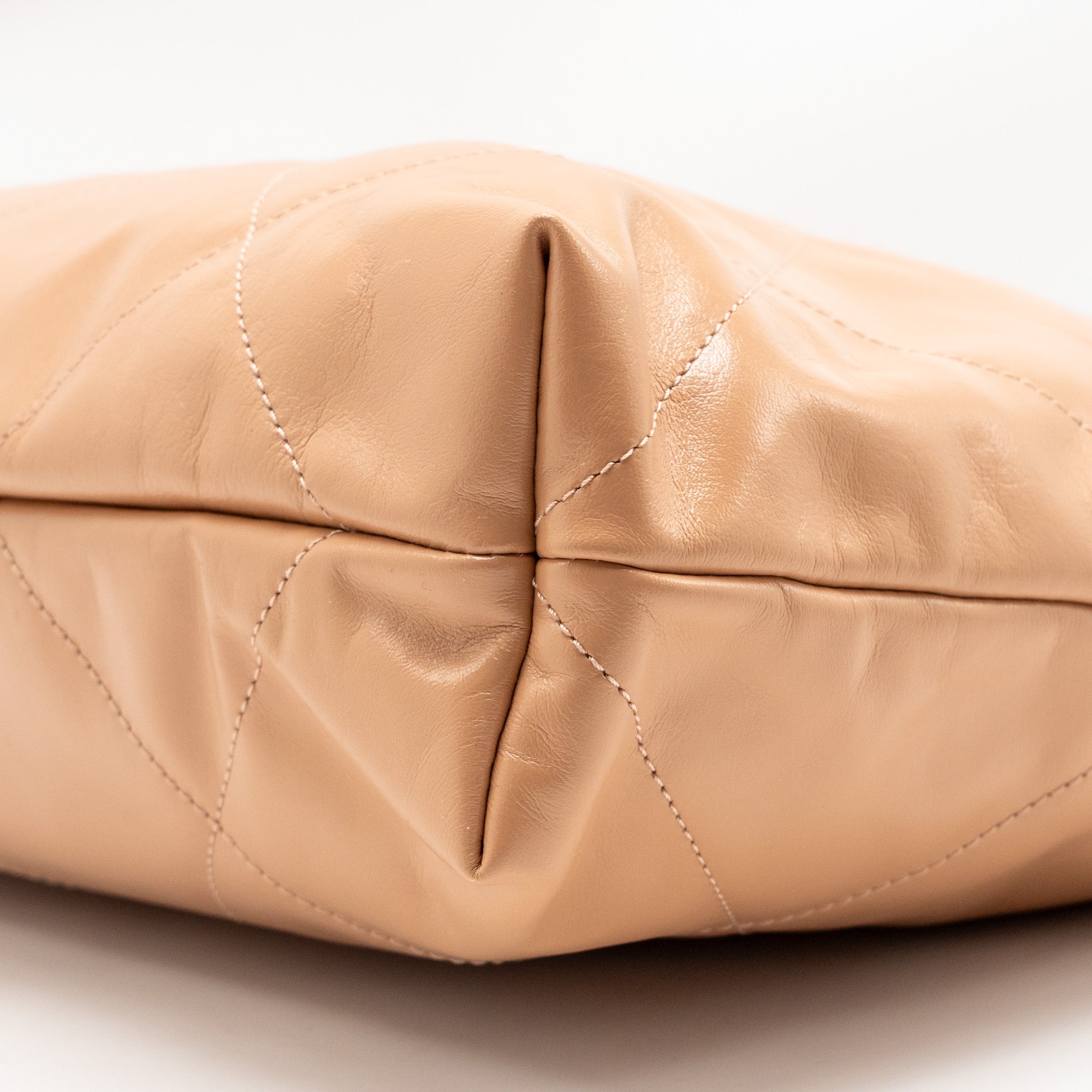 chanel-medium-22-bag-shiny-calfskin-light-beige-ghw-microchip