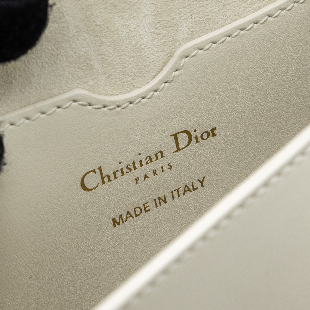 dior-bobby-east-west-bag-box-calfskin-white-ghw