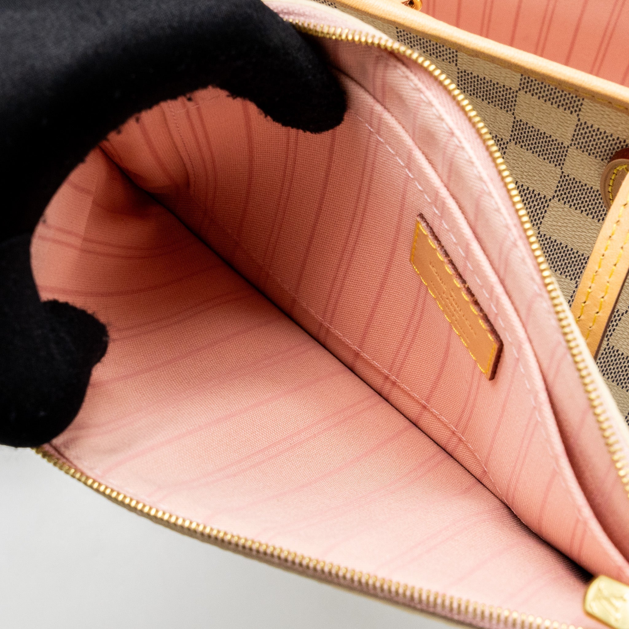 louis-vuitton-neverfull-mm-damier-azur-canvas-ghw-2
