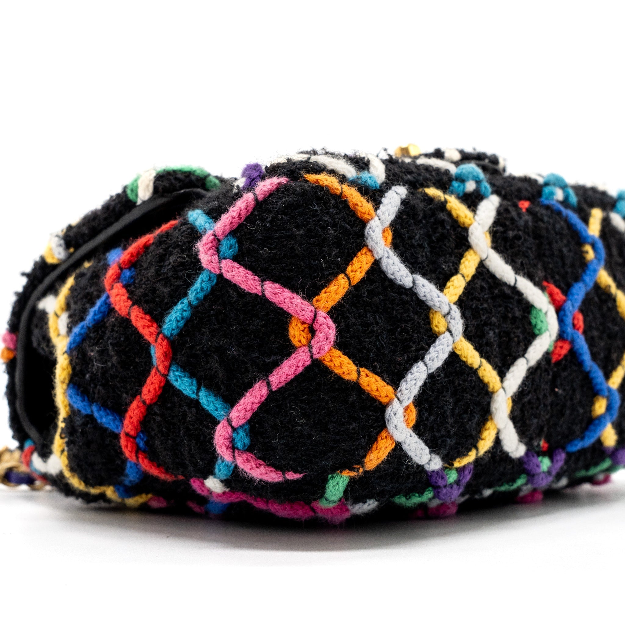 chanel-22s-pearl-crush-mini-square-flap-bag-fabric-tweed-black-multicolor-ghw-microchip