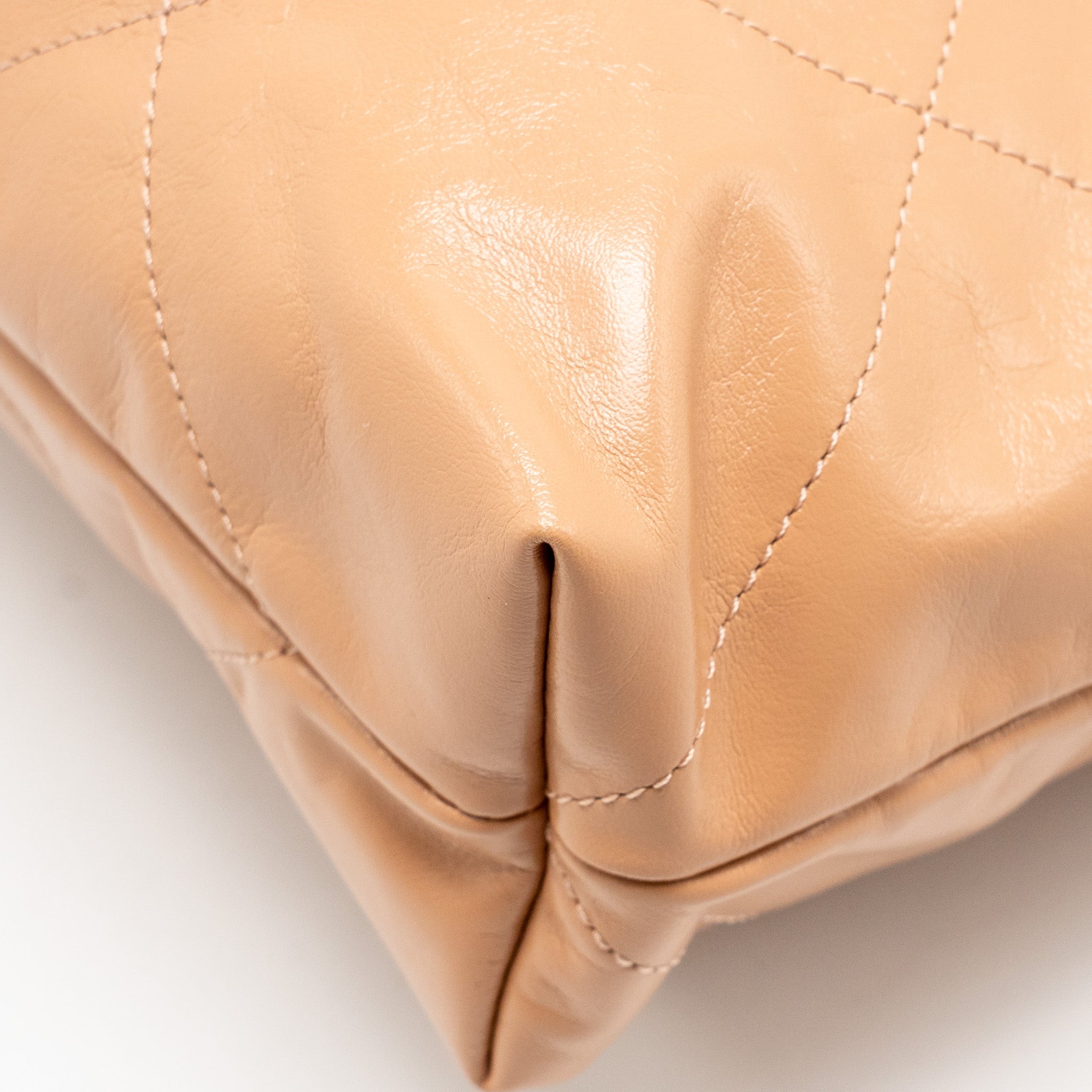 chanel-medium-22-bag-shiny-calfskin-light-beige-ghw-microchip
