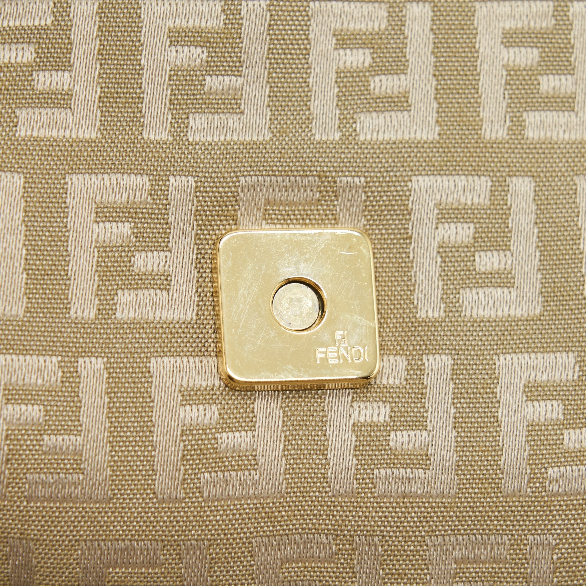 fendi-vintage-baguette-fabric-beige-ghw