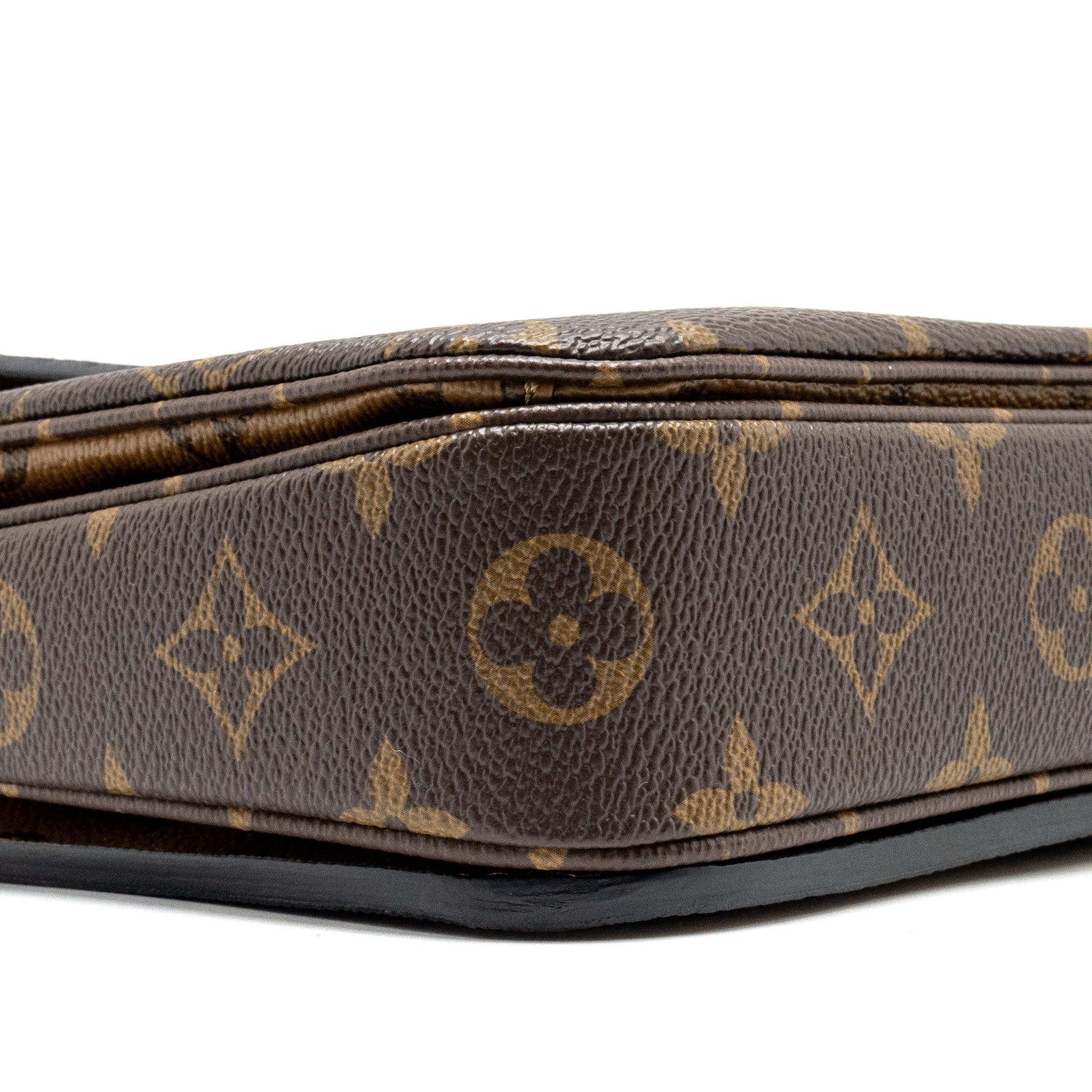 louis-vuitton-pochette-metis-monogram-reverse-canvas-ghw-8