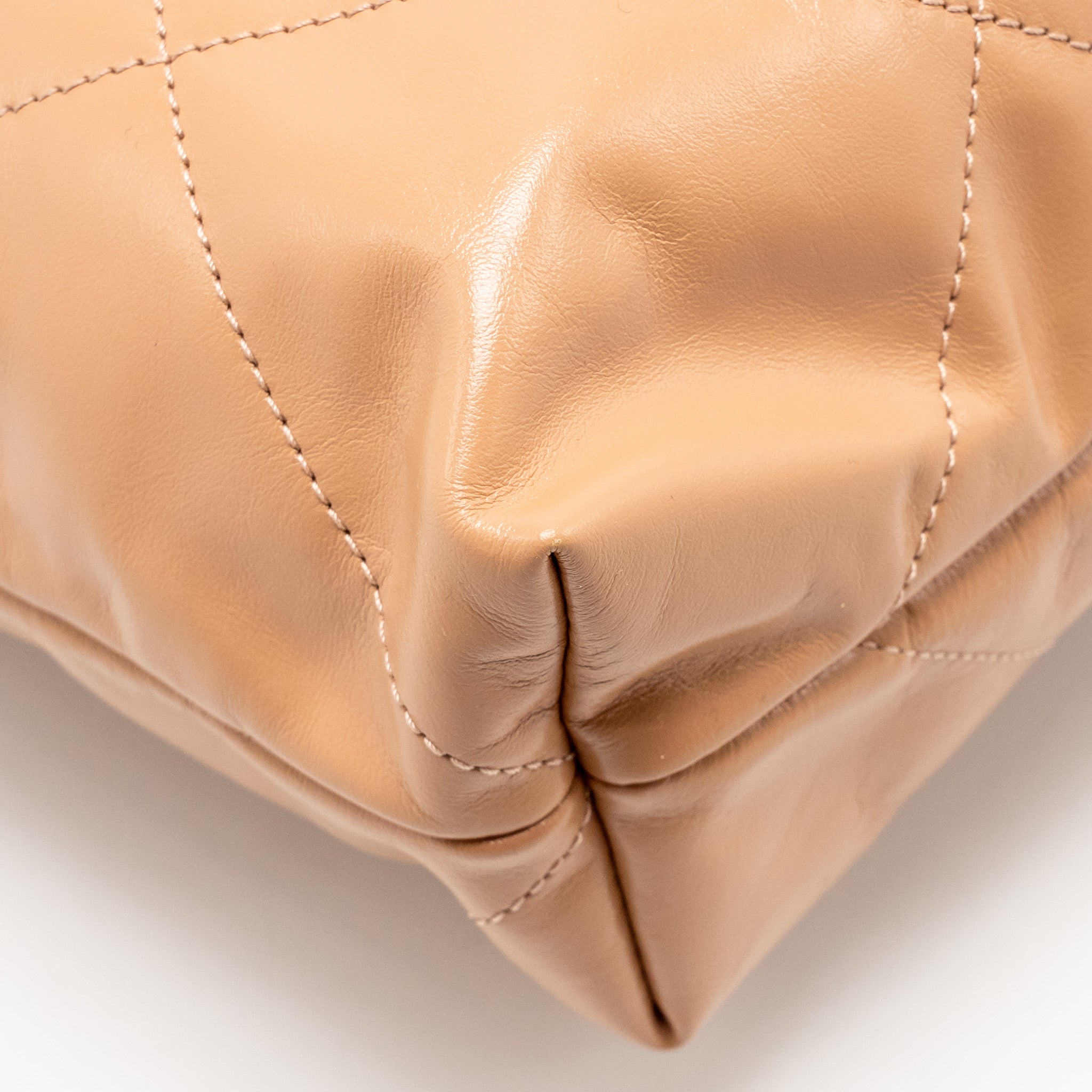 chanel-medium-22-bag-shiny-calfskin-light-beige-ghw-microchip