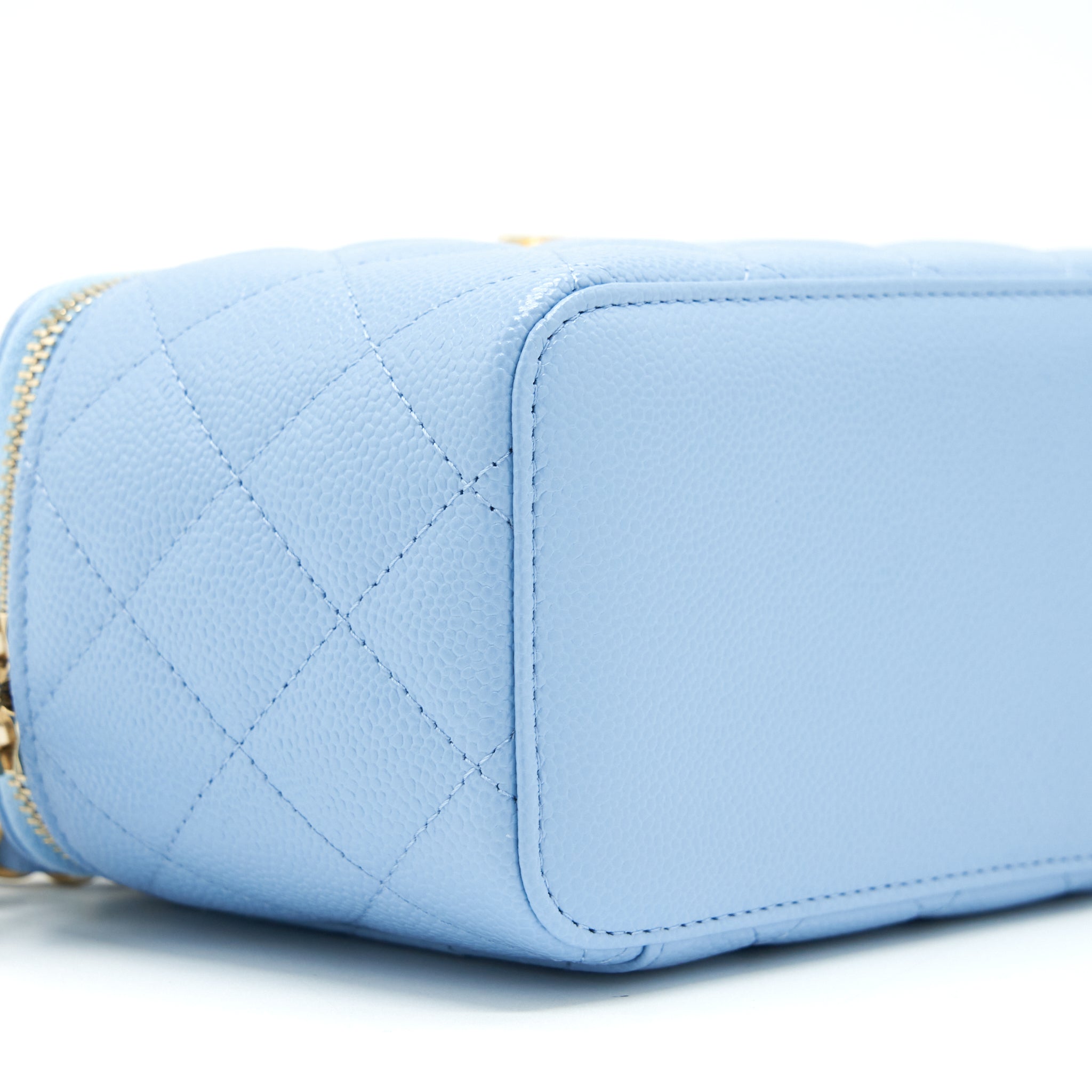 chanel-22s-letter-logo-top-handle-long-vanity-with-chain-caviar-light-blue-ghw