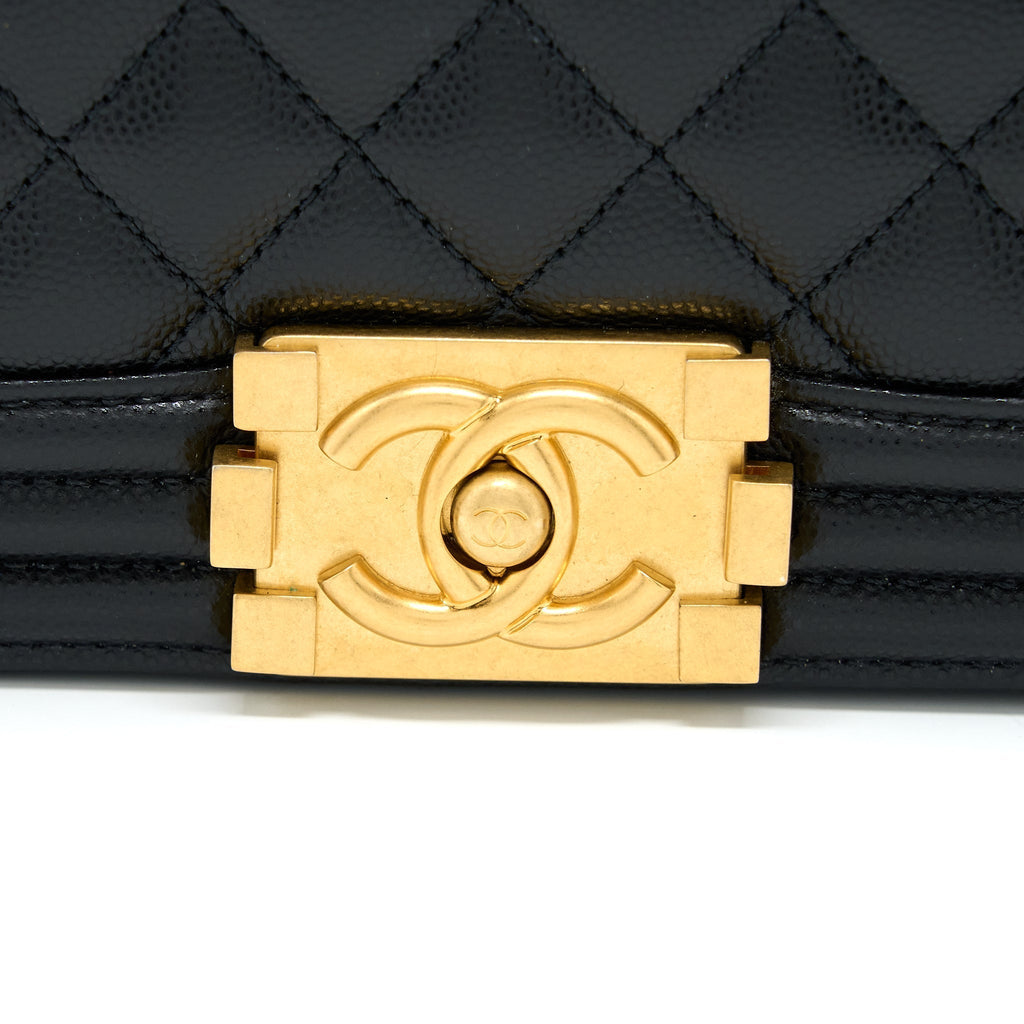 chanel-medium-boy-bag-caviar-black-brushed-ghw-microchip