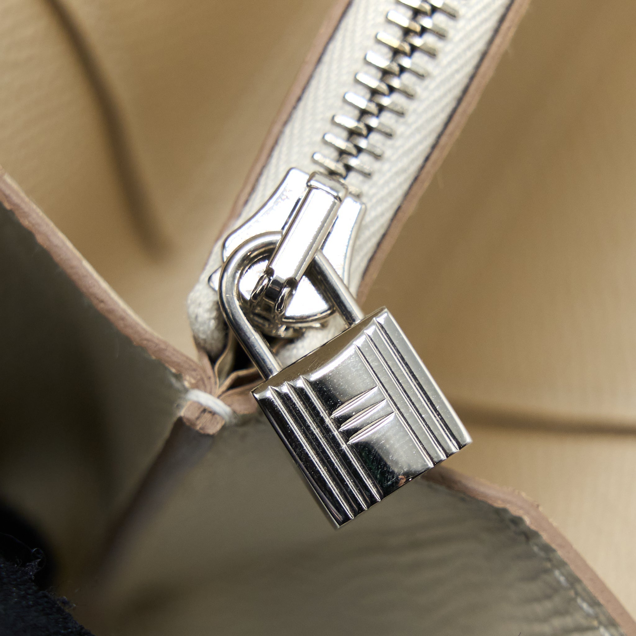 hermes-kelly-to-go-epsom-craie-shw-stamp-z
