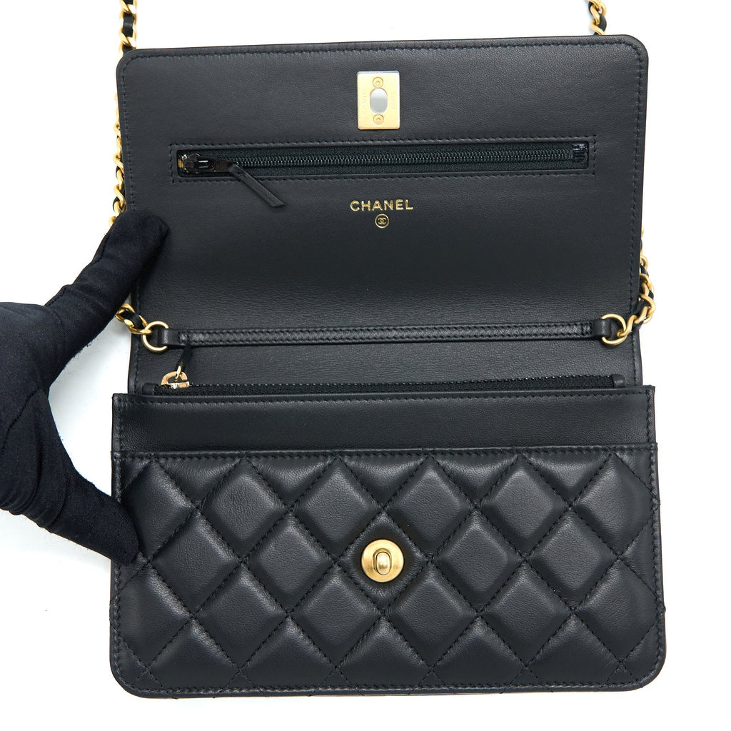 chanel-pearl-crush-wallet-on-chain-lambskin-black-brushed-ghw-microchip